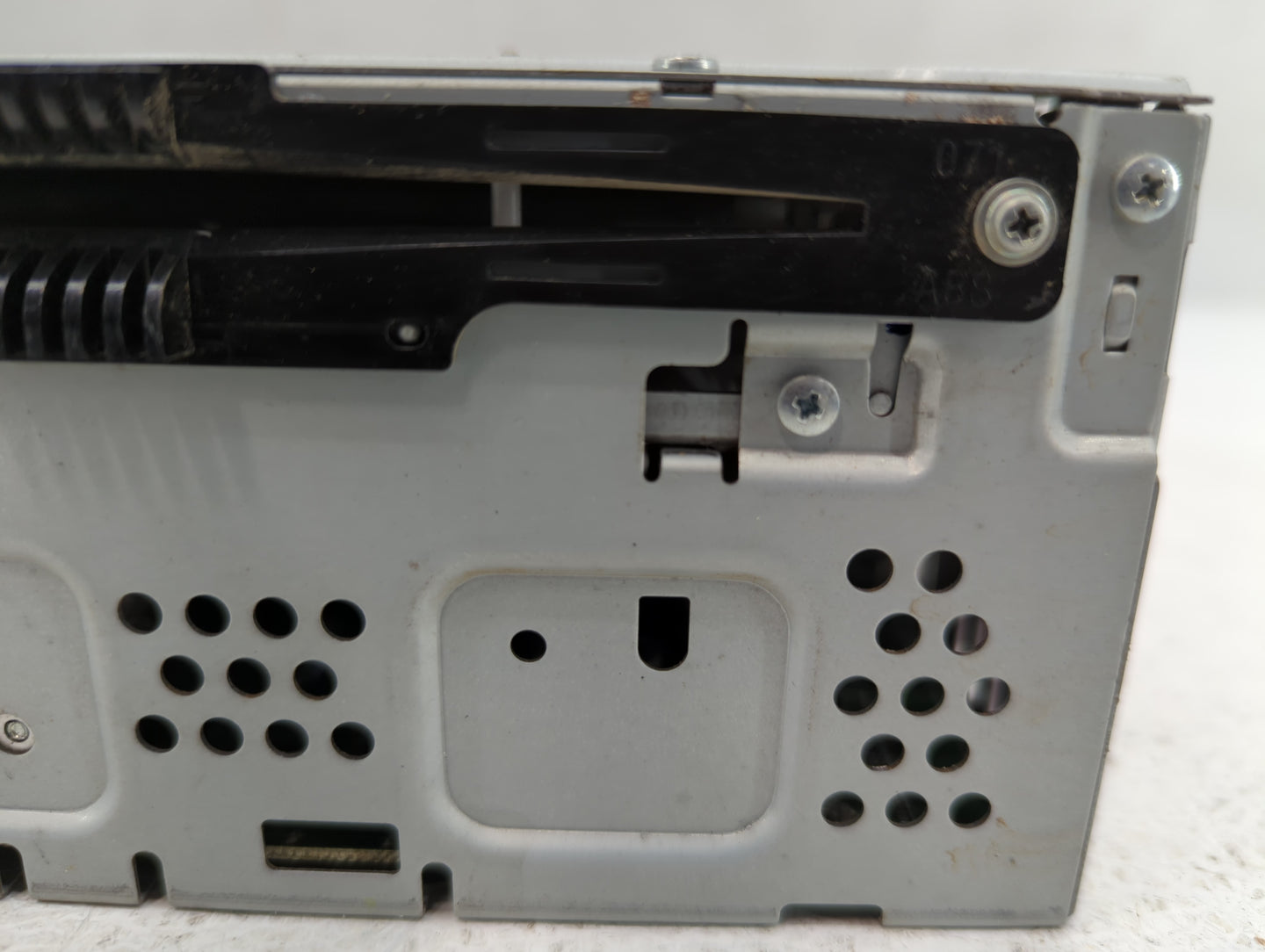 2015-2015 Lincoln Mkc Am Fm Cd Player Radio Receiver - Oemusedautoparts1.com
