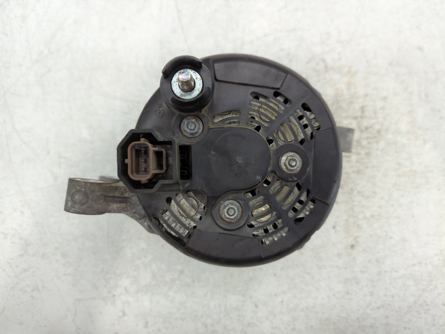 2015-2019 Lincoln Mkc Alternator Replacement Generator Charging Assembly Engine OEM P/N:DG1T-10300-FA Fits OEM Used Auto Par