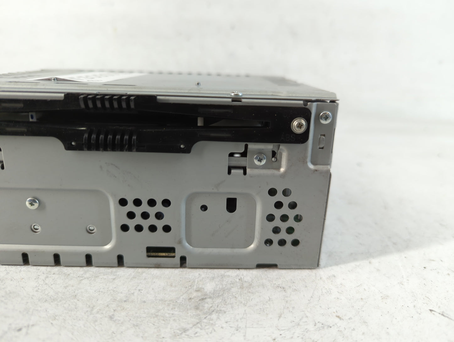 2015-2015 Lincoln Mkc Am Fm Cd Player Radio Receiver - Oemusedautoparts1.com