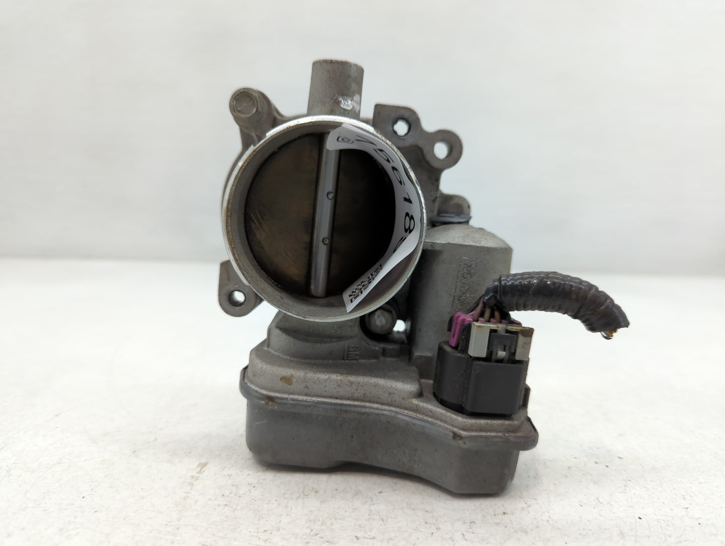 2015-2019 Lincoln Mkc Throttle Body P/N:08507F06 Fits Fits 2014 2015 2016 2017 2018 2019 2020 2021 2022 OEM Used Auto Parts 
