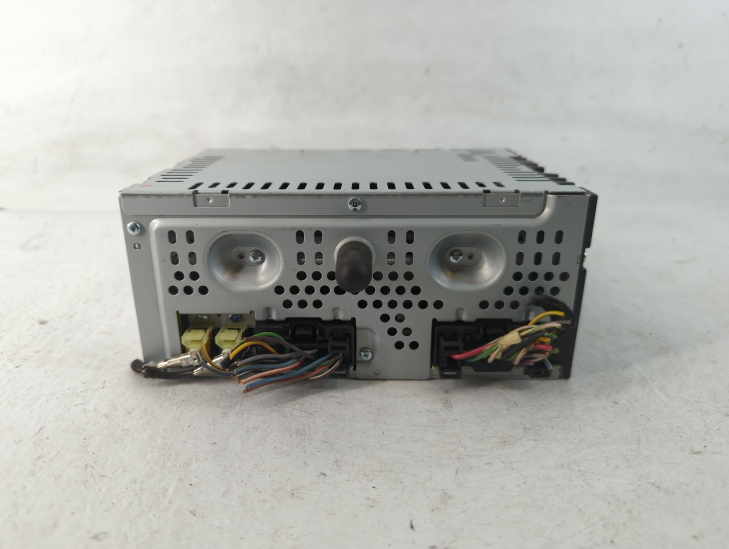 2015-2016 Lincoln Mkc Radio AM FM Cd Player Receiver Replacement P/N:EJ7T-19C107-BF Fits Fits 2015 2016 OEM Used Auto Parts 