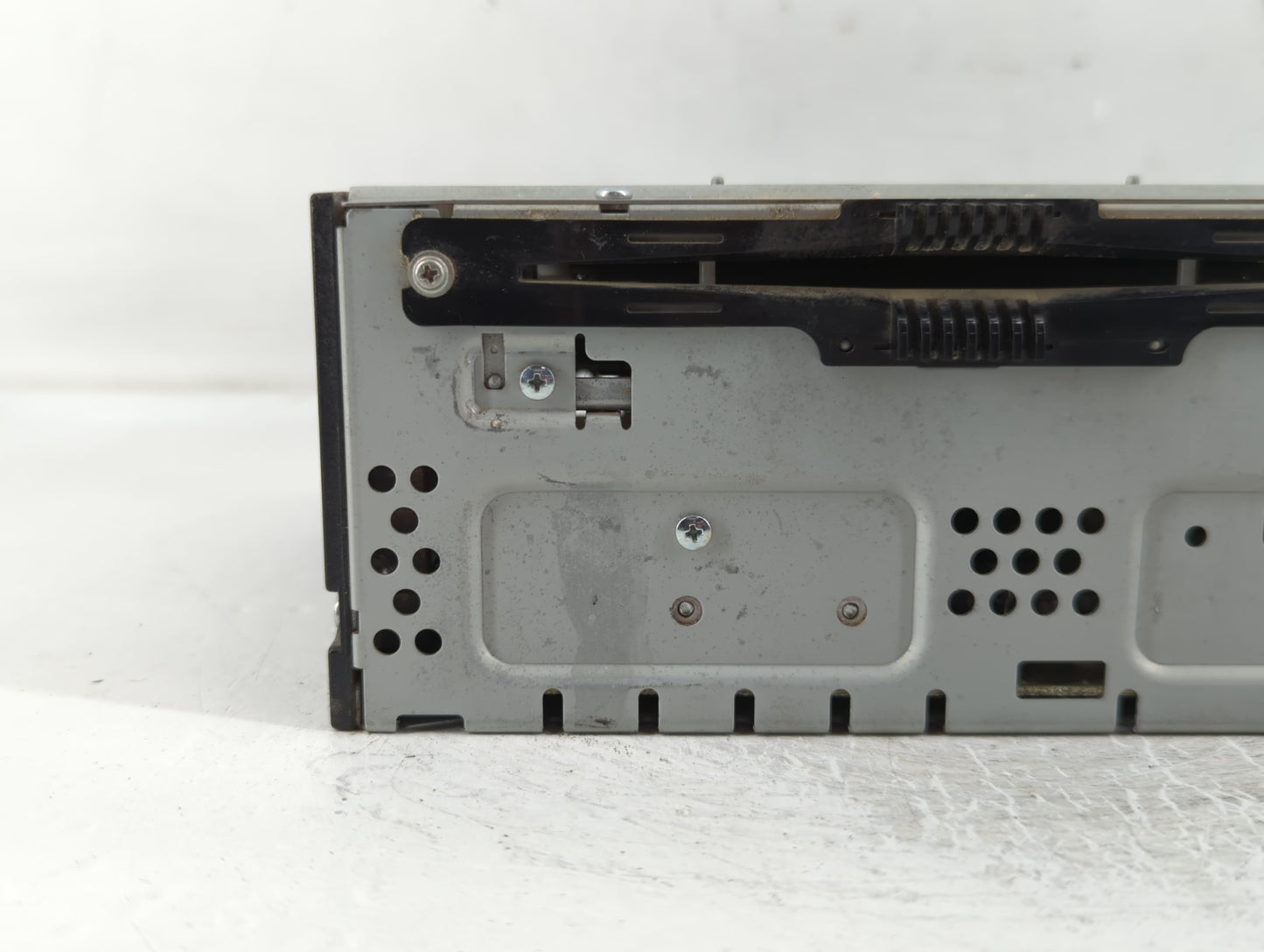 2015 Lincoln Mkc Radio AM FM Cd Player Receiver Replacement P/N:CQ-MJ23E2UMC Fits OEM Used Auto Parts - Oemusedautoparts1.co