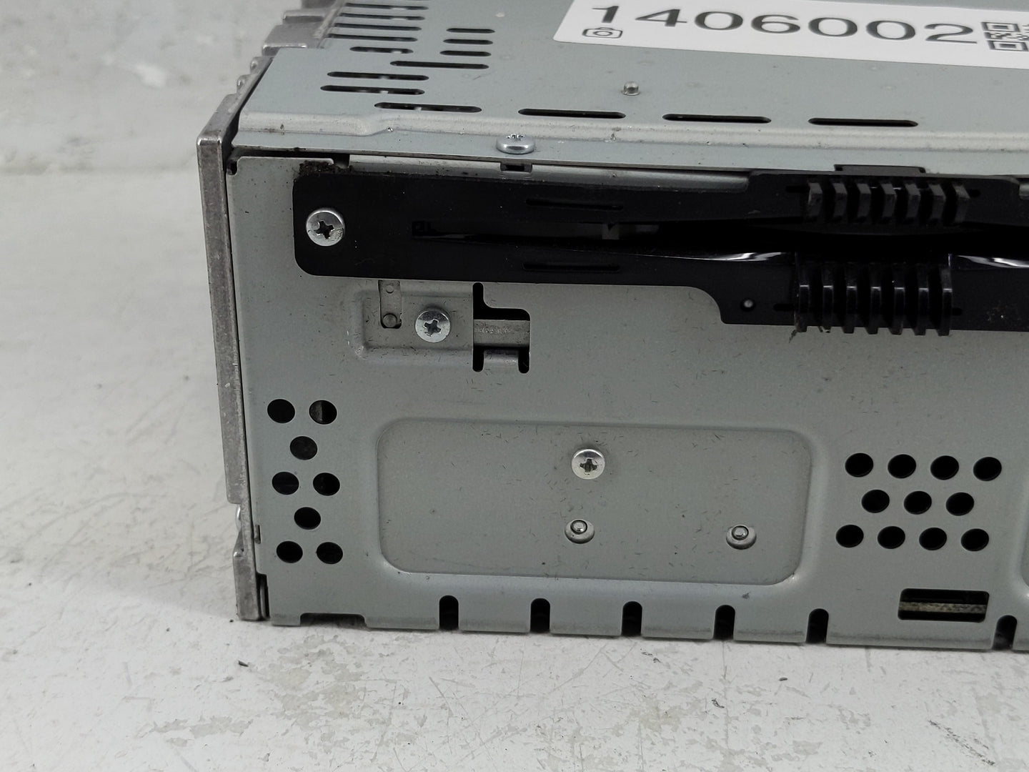 2013-2015 Lincoln Mks Radio AM FM Cd Player Receiver Replacement P/N:DA5T-19C107-HE Fits Fits 2013 2014 2015 OEM Used Auto P