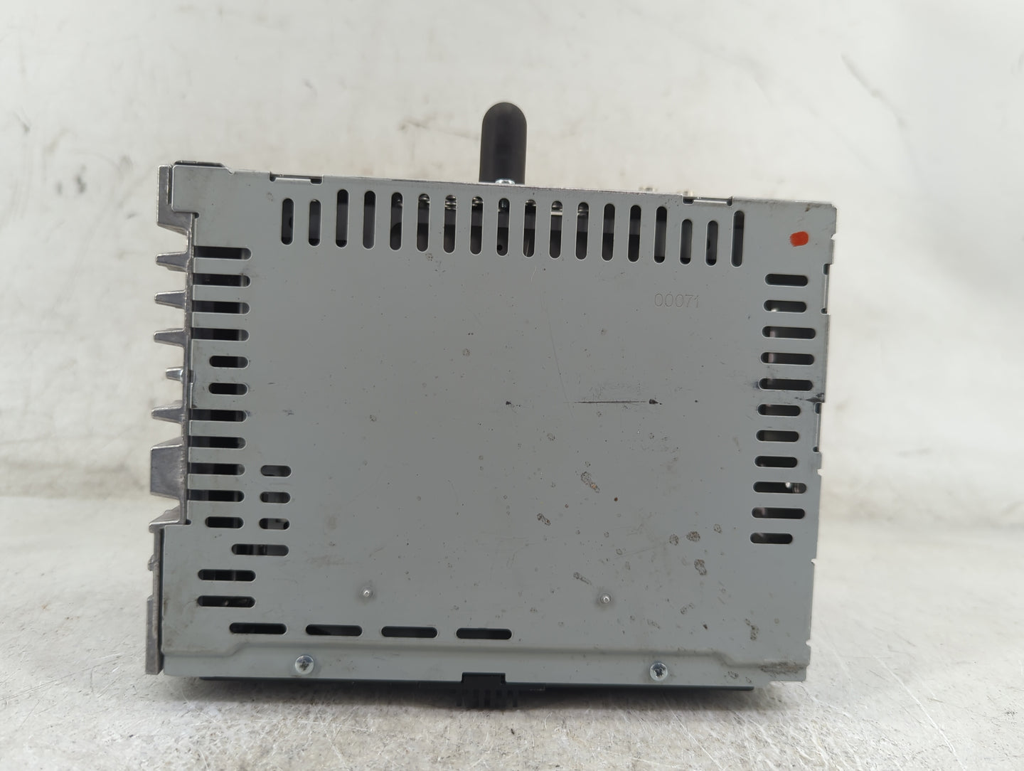 2015 Lincoln Mks Radio AM FM Cd Player Receiver Replacement P/N:DA5T-19C107-LA Fits OEM Used Auto Parts - Oemusedautoparts1.