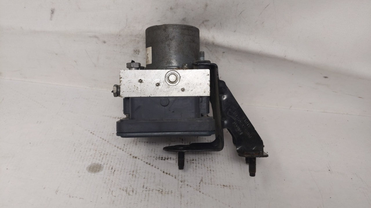 2014-2016 Lincoln Mks ABS Pump Control Module Replacement P/N:FG13-2C405-A DG13-2C405-BA Fits Fits 2014 2015 2016 2017 2018 