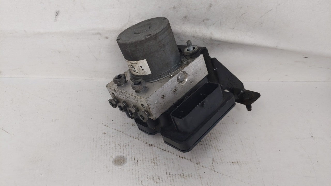 2014-2016 Lincoln Mks ABS Pump Control Module Replacement P/N:FG13-2C405-A DG13-2C405-BA Fits Fits 2014 2015 2016 2017 2018 