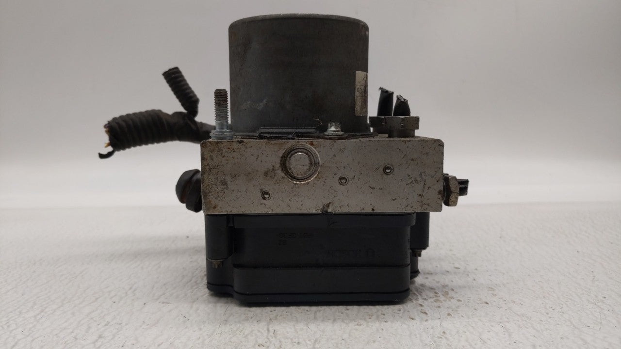 2014-2016 Lincoln Mks ABS Pump Control Module Replacement P/N:FG13-2C405-A DG13-2C405-BA Fits Fits 2014 2015 2016 2017 2018 