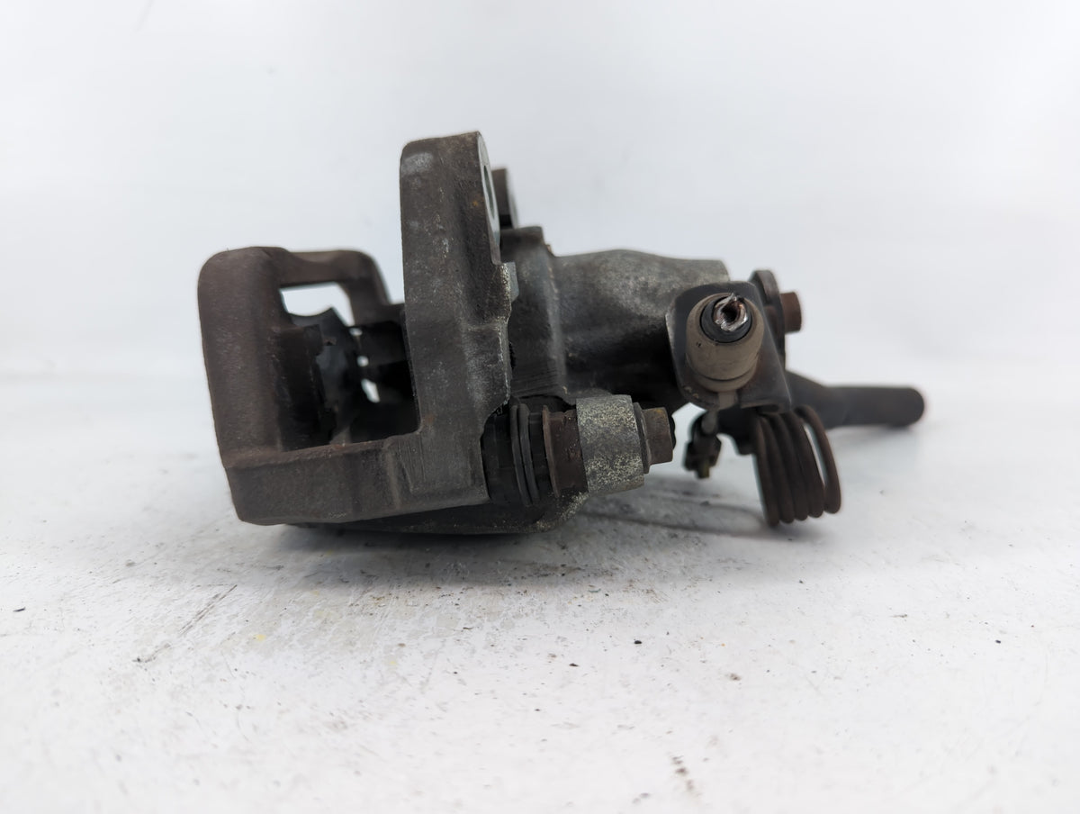Lincoln Mks Front Driver Left Brake Caliper 669000 - Oemusedautoparts1.com