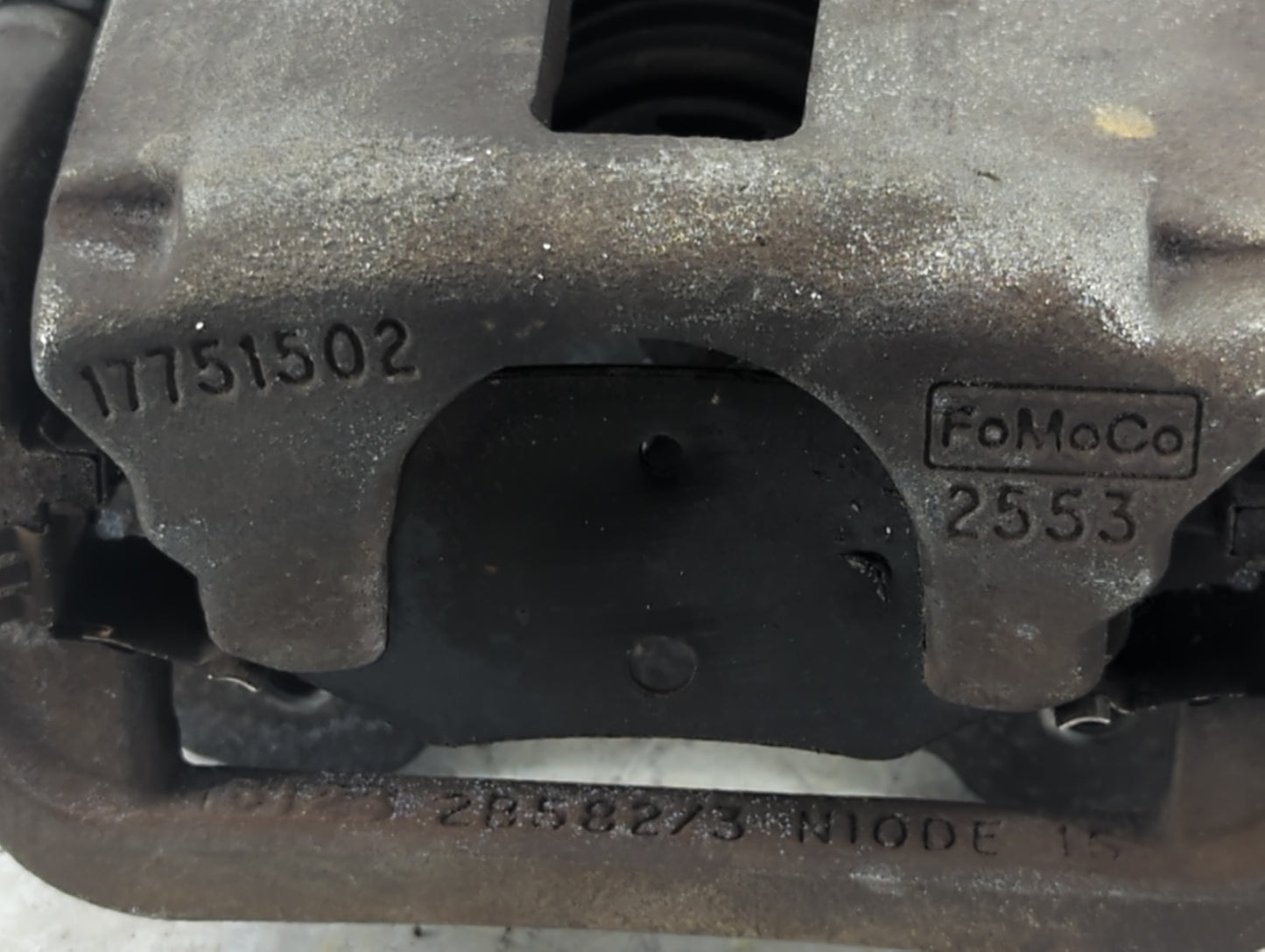 Lincoln Mks Front Driver Left Brake Caliper - Oemusedautoparts1.com