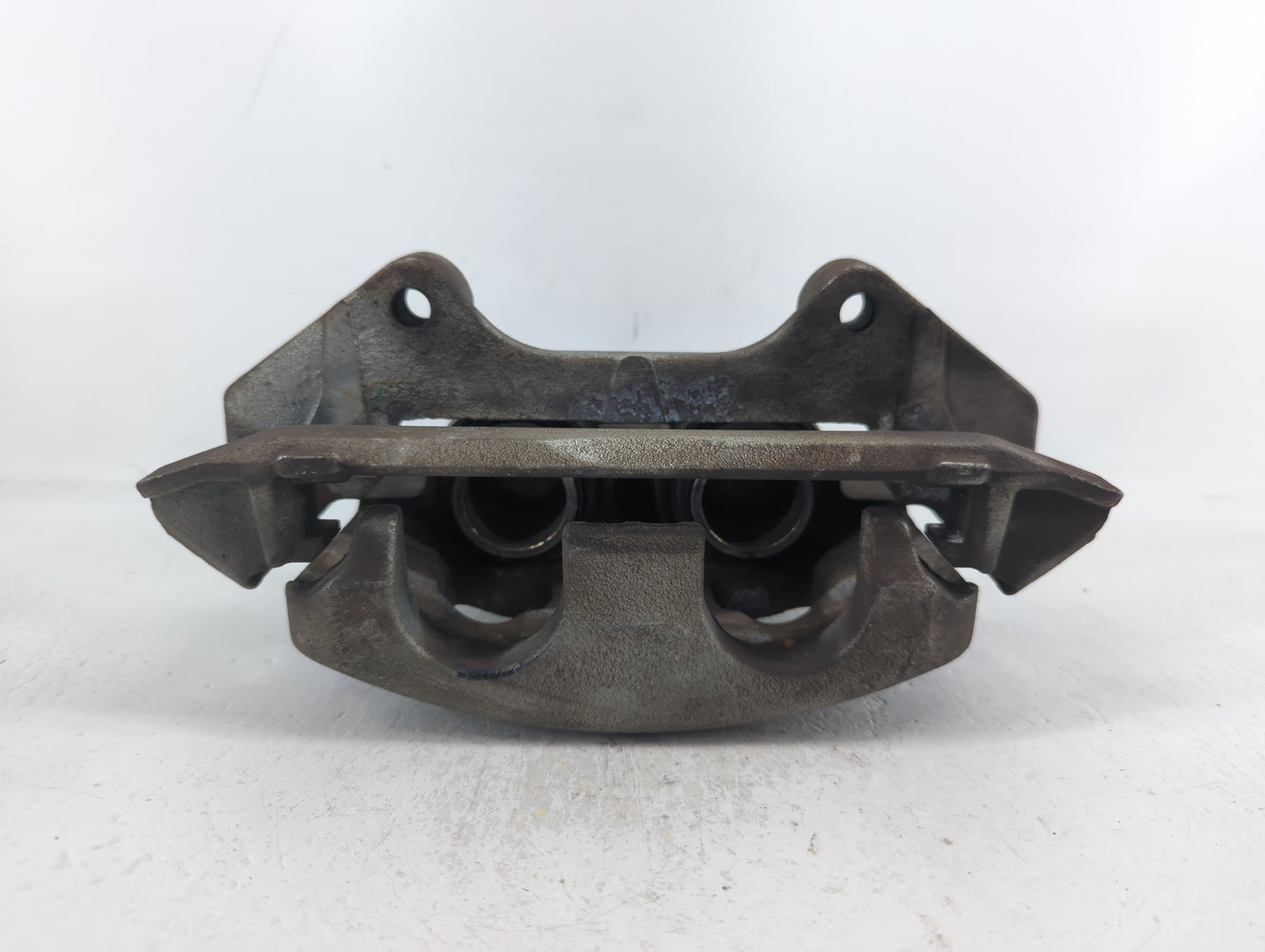 2015-2016 Lincoln Mks Front Driver Left Brake Caliper - Oemusedautoparts1.com