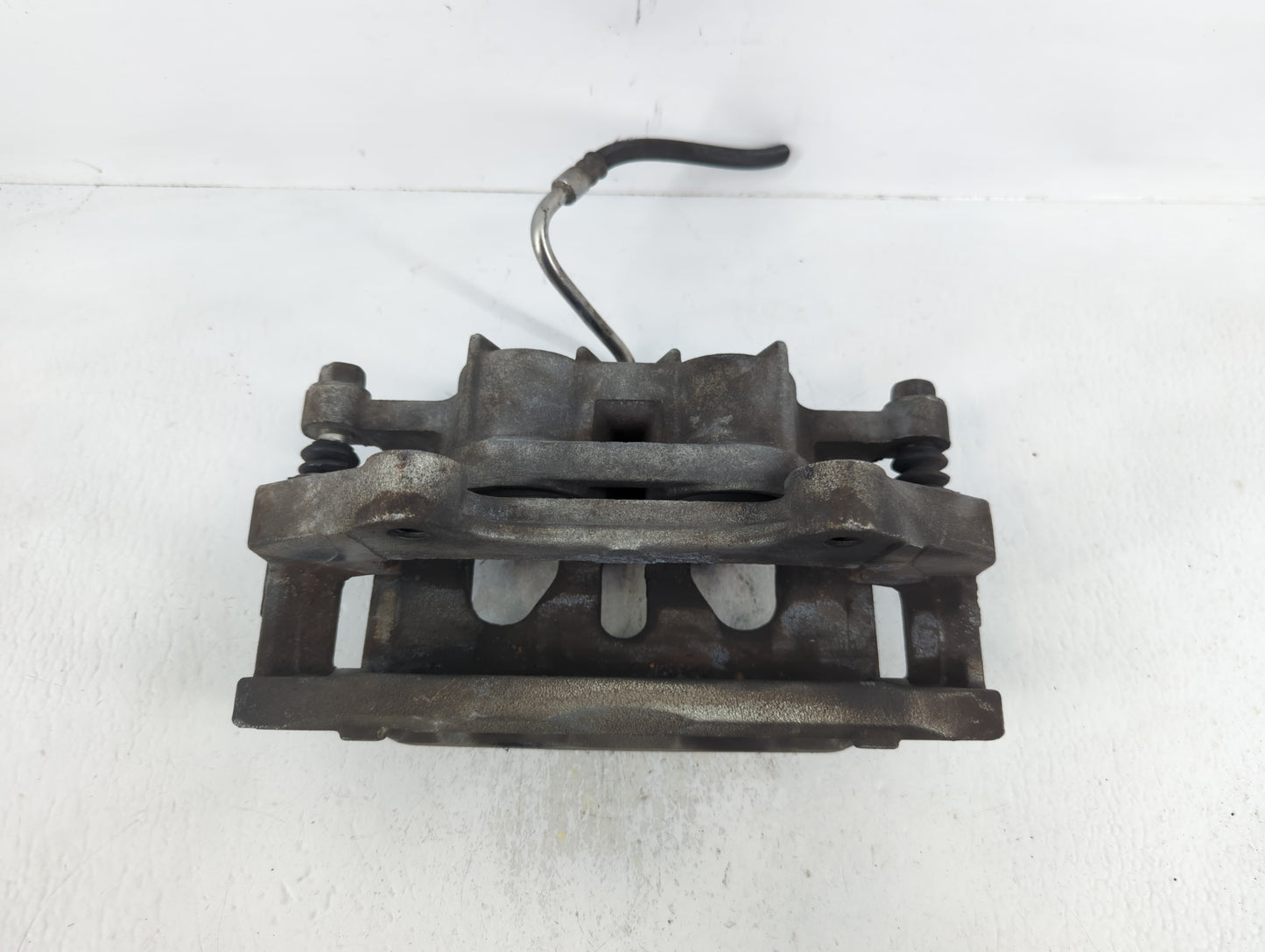 2015-2016 Lincoln Mks Front Driver Left Brake Caliper - Oemusedautoparts1.com