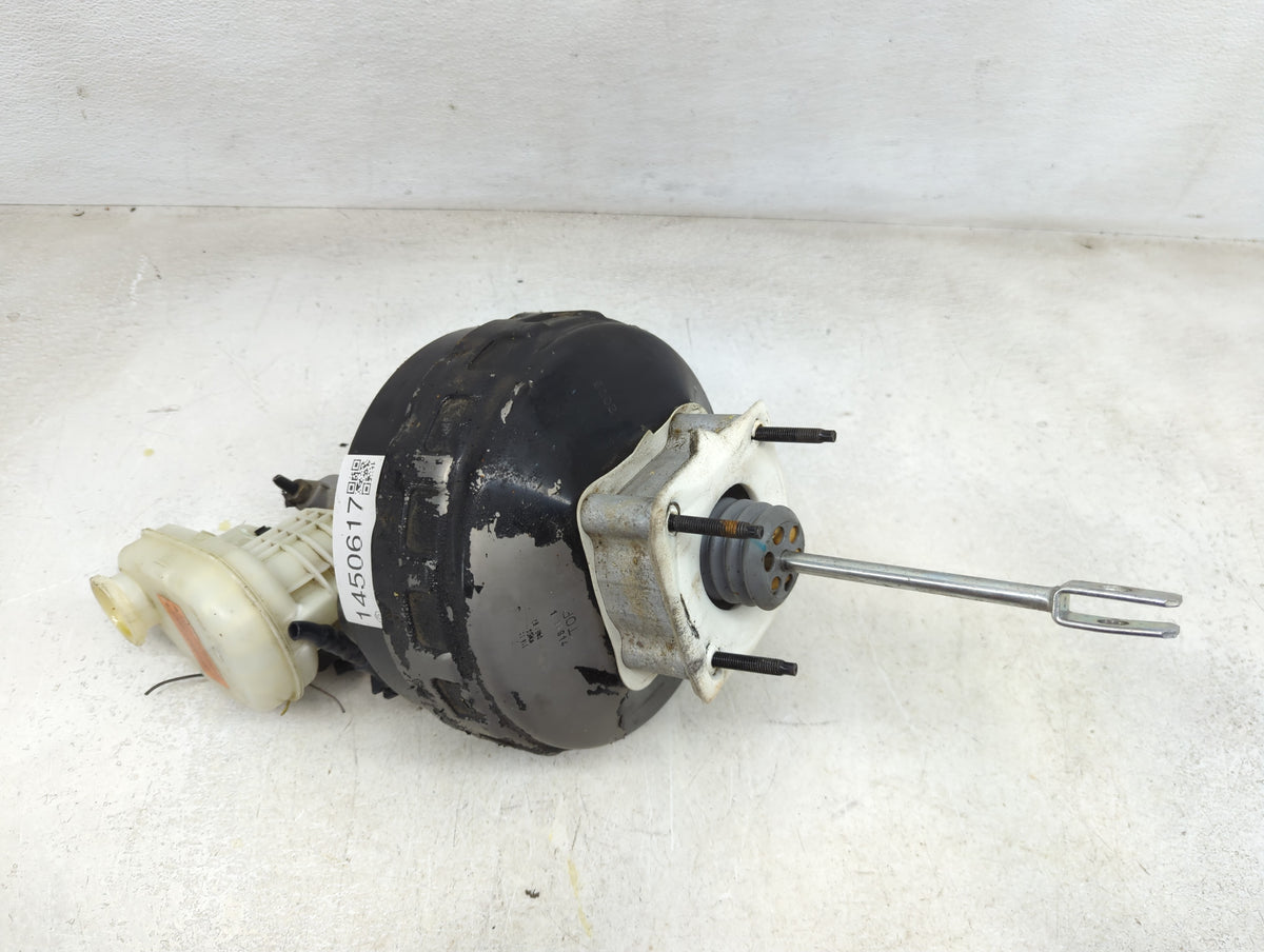 2015 Lincoln Mkt Power Brake Booster Oem - Oemusedautoparts1.com