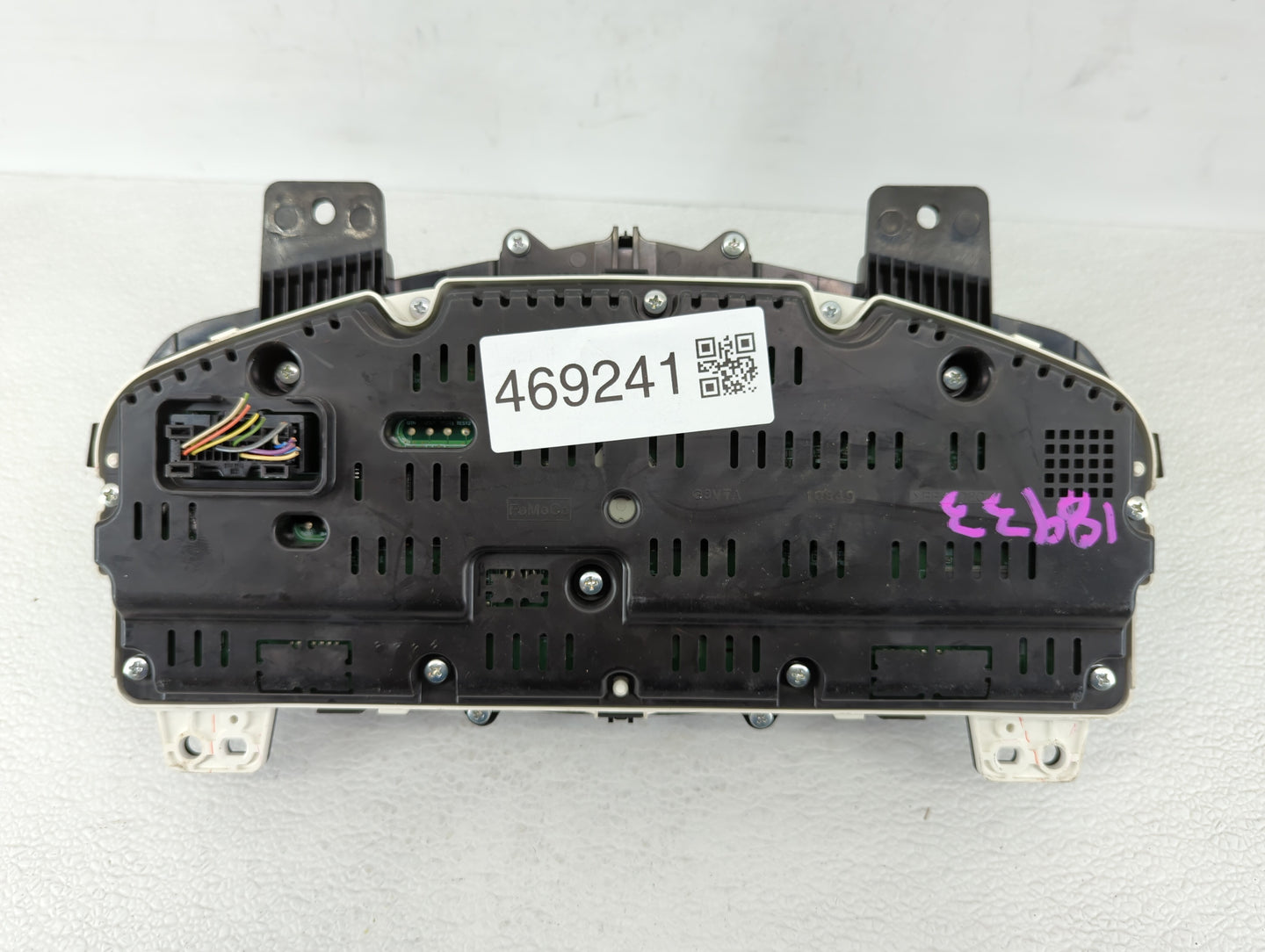 2014-2015 Lincoln Mkt Instrument Cluster Speedometer Gauges P/N:FE9T-10849-AC EE9T-10849-AE, EE9T-10849-AF Fits Fits 2014 20