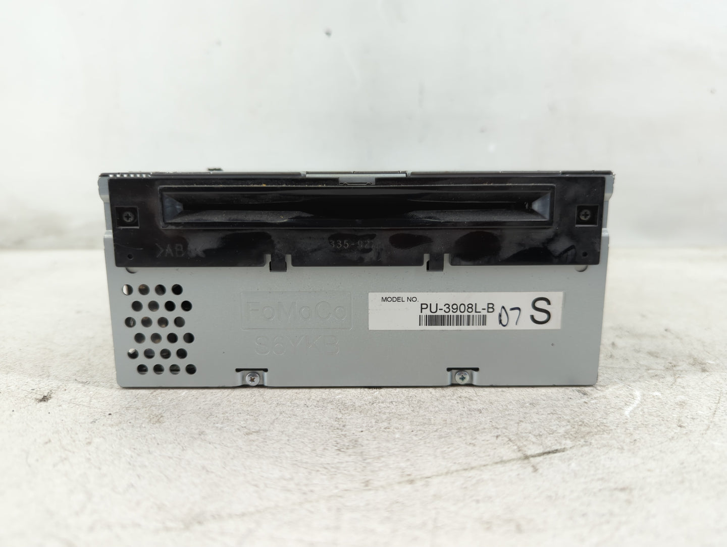 2014-2015 Lincoln Mkx Radio AM FM Cd Player Receiver Replacement P/N:ET4T-19C107-NA Fits Fits 2014 2015 OEM Used Auto Parts 