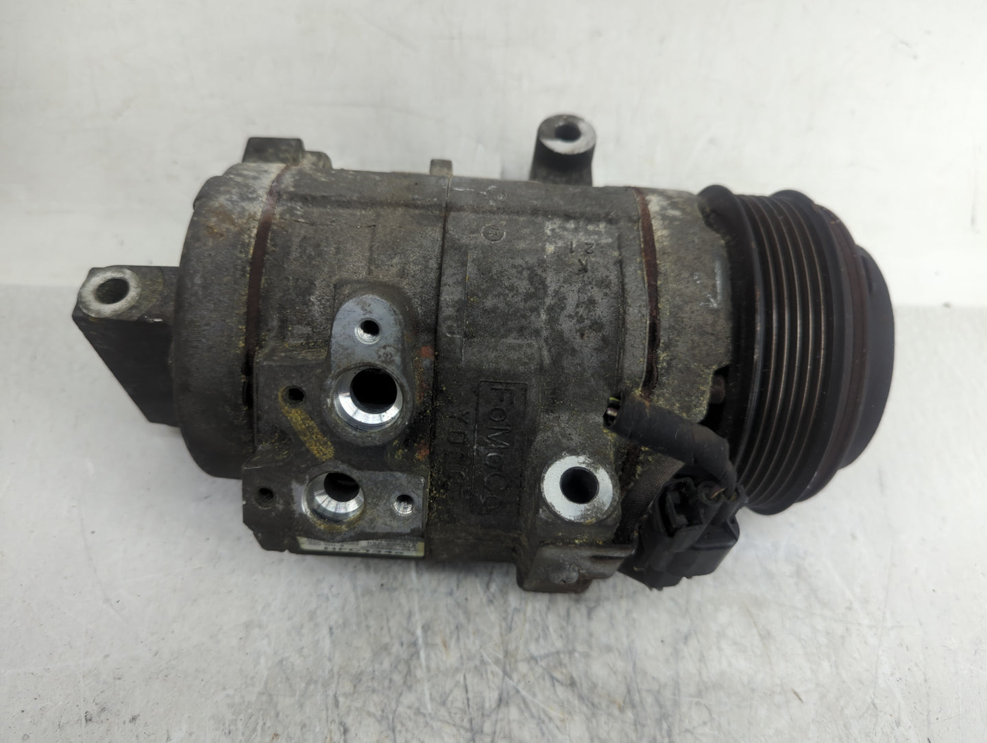 2011-2015 Lincoln Mkx Air Conditioning A/c Ac Compressor Oem - Oemusedautoparts1.com