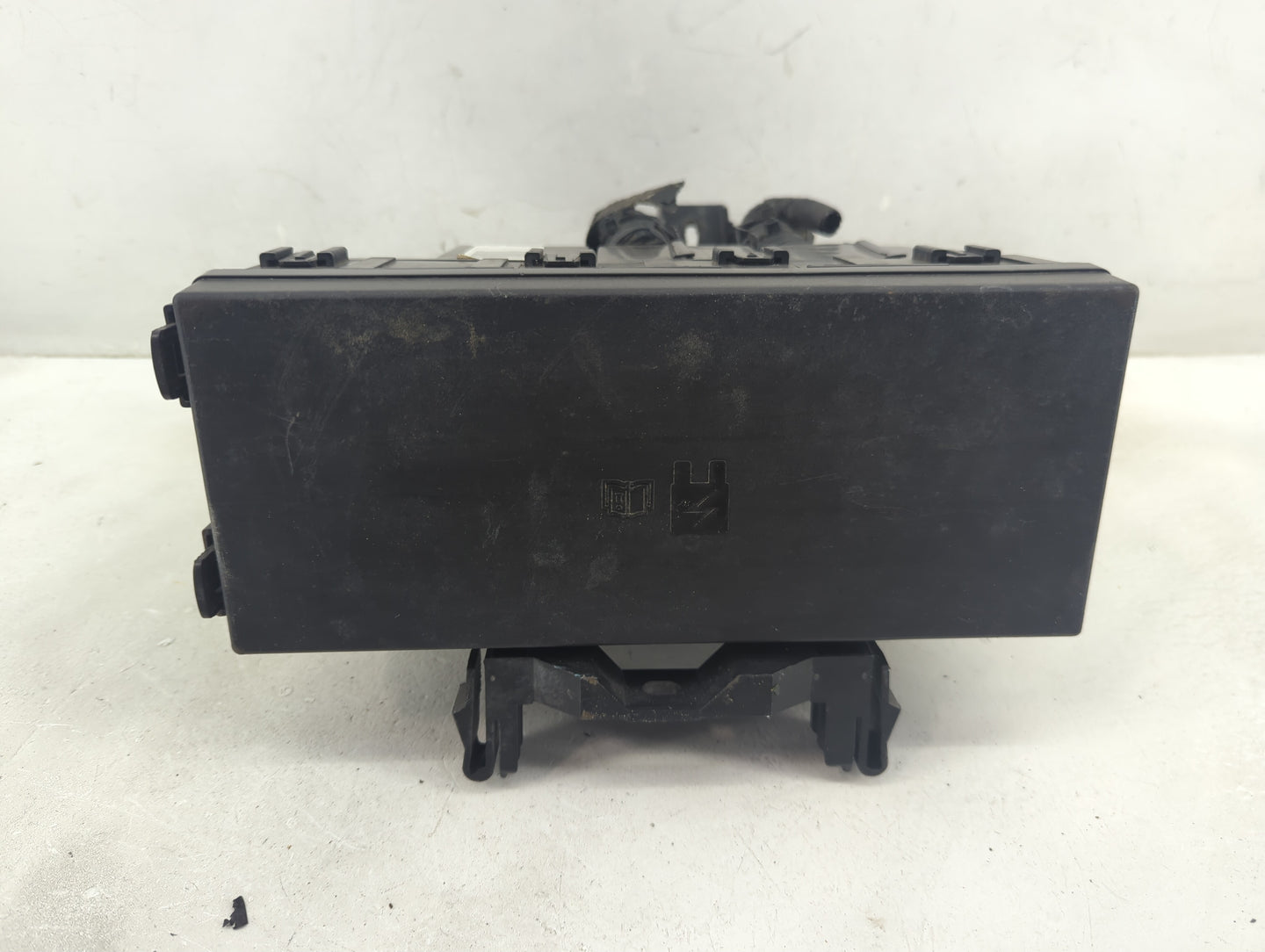 2012-2015 Lincoln Mkx Fusebox Fuse Box Panel Relay Module P/N:BT4T-14A003-AA Fits Fits 2012 2013 2014 2015 OEM Used Auto Par