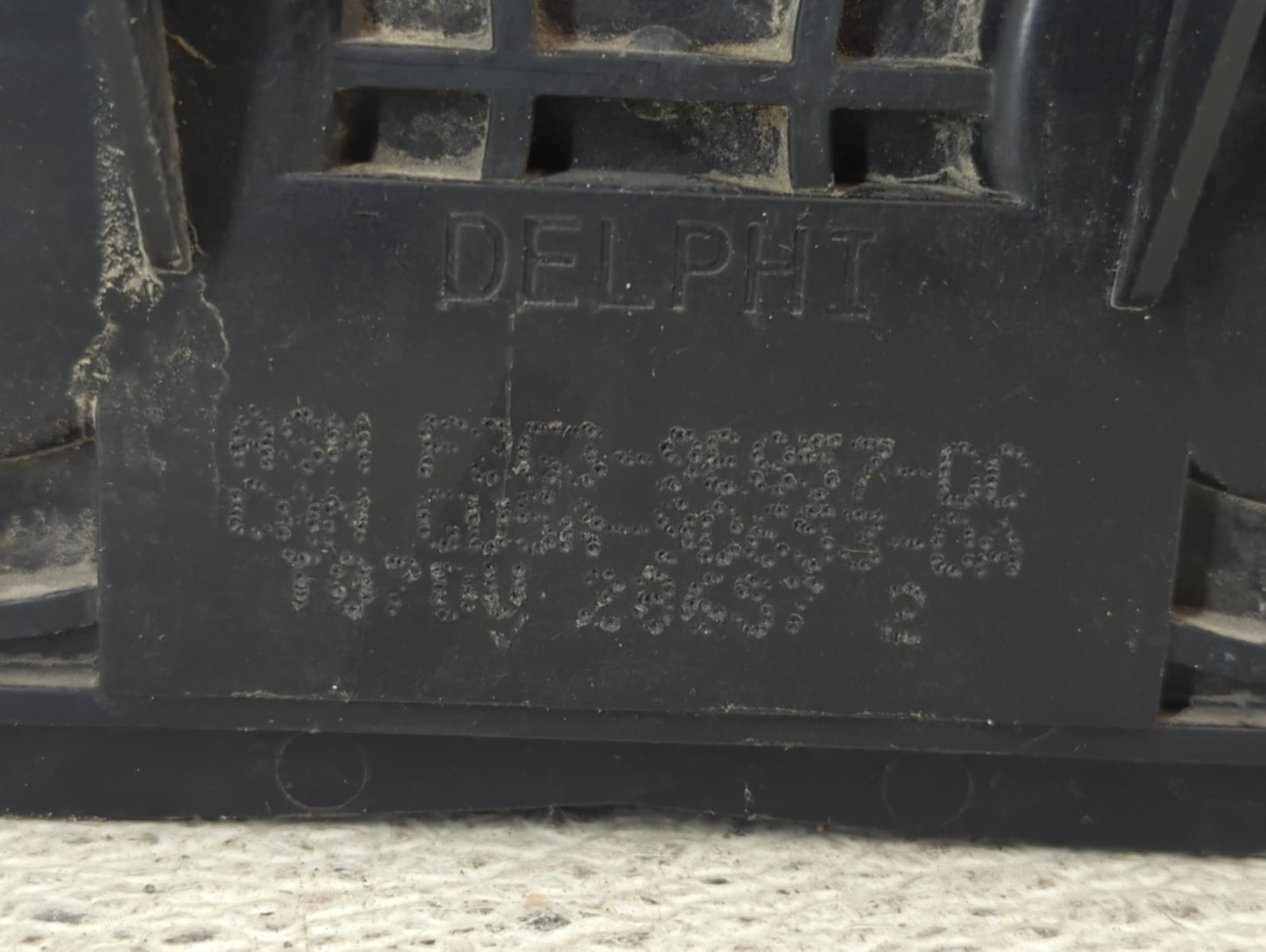 2015 Lincoln Mkx Fuel Vapor Charcoal Canister - Oemusedautoparts1.com