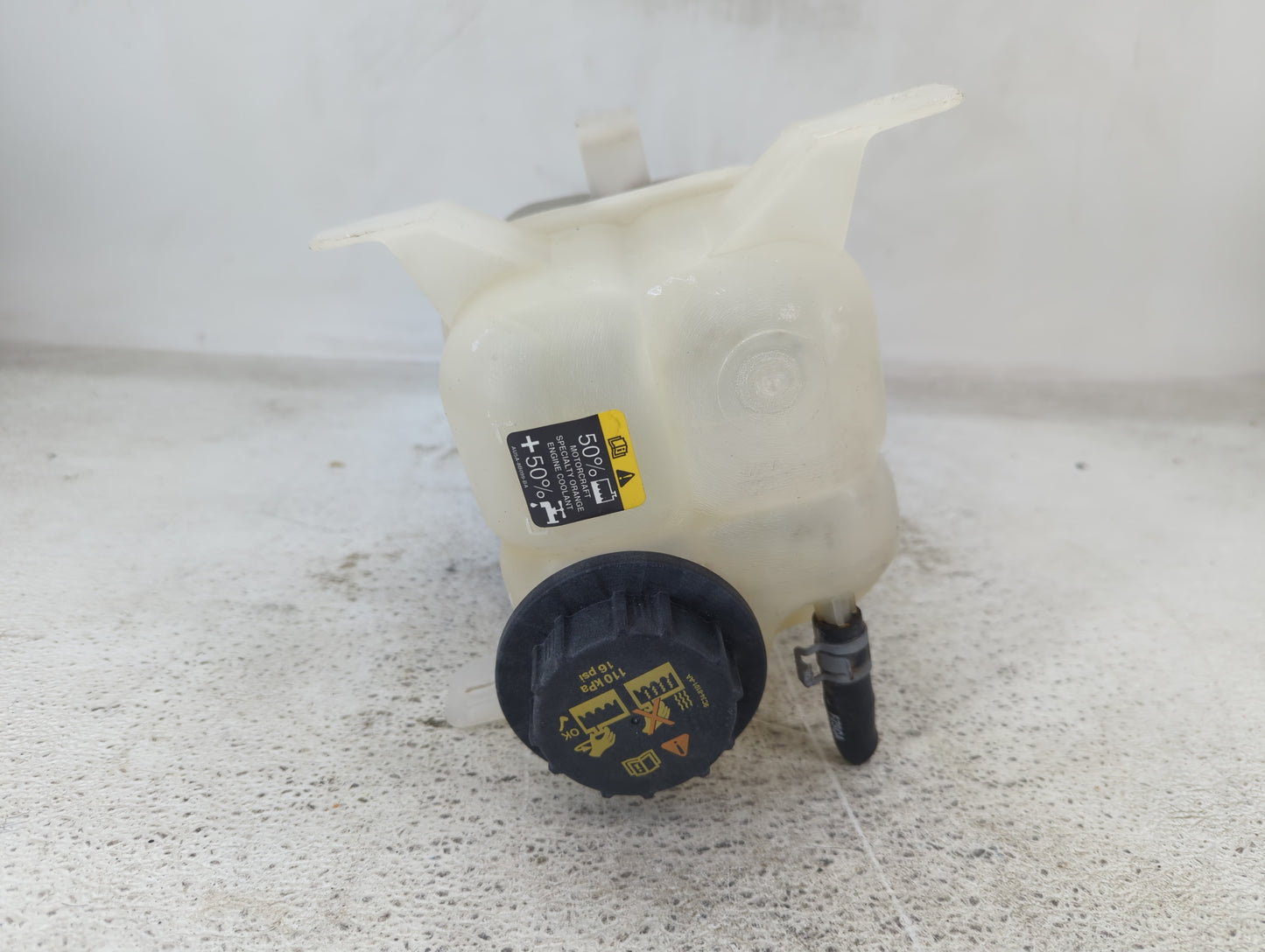 2007-2015 Lincoln Mkx Radiator Coolant Overflow Expansion Tank Bottle - Oemusedautoparts1.com