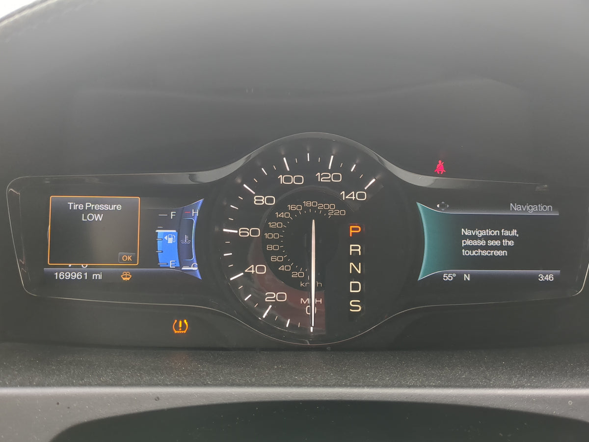 2014-2015 Lincoln Mkx Instrument Cluster Speedometer Gauges Miles:170K Fits Fits 2014 2015 OEM Used Auto Parts - Oemusedauto