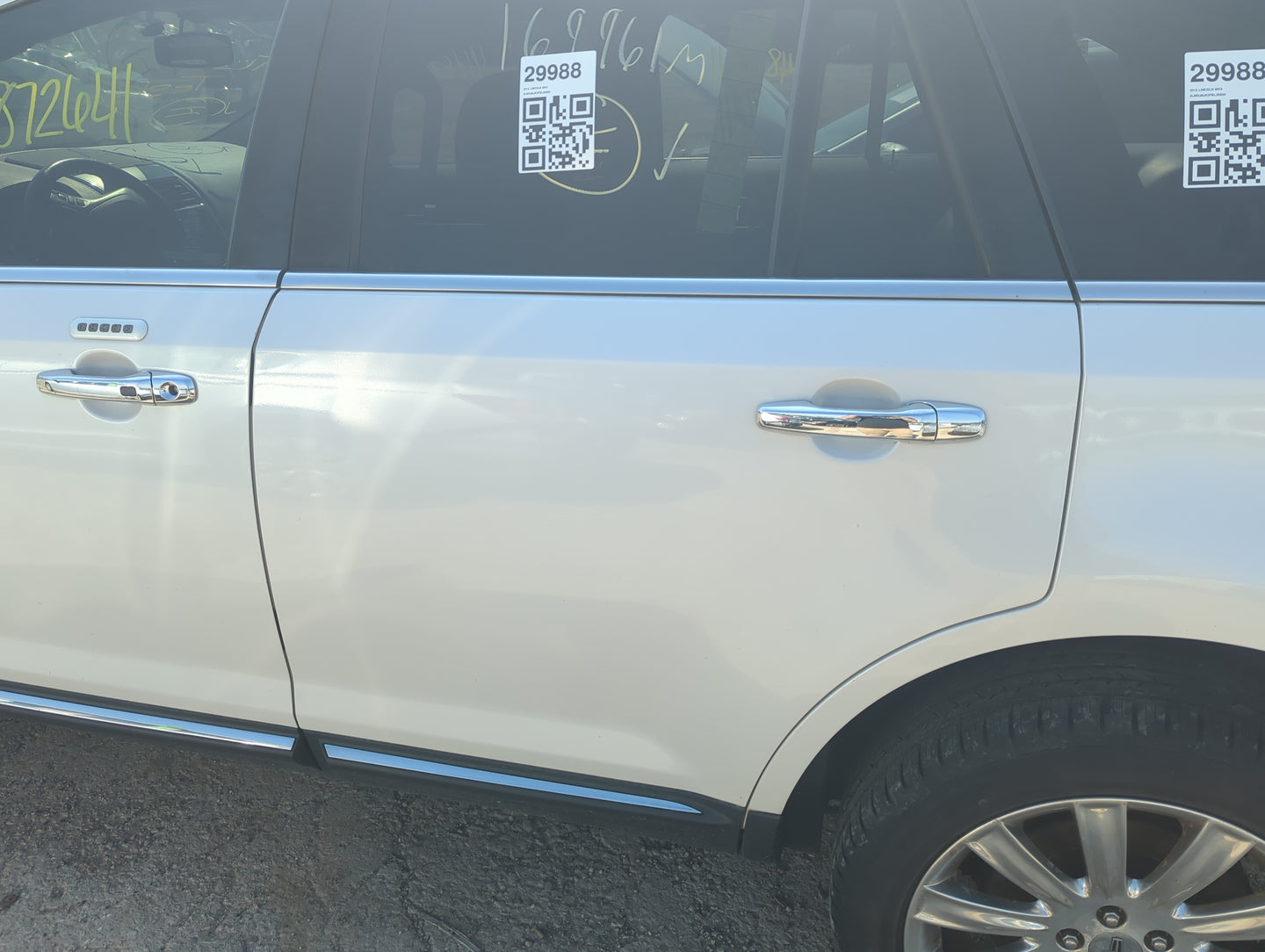 2011-2015 Lincoln Mkx Driver Rear Door Oem 5016940 - Oemusedautoparts1.com