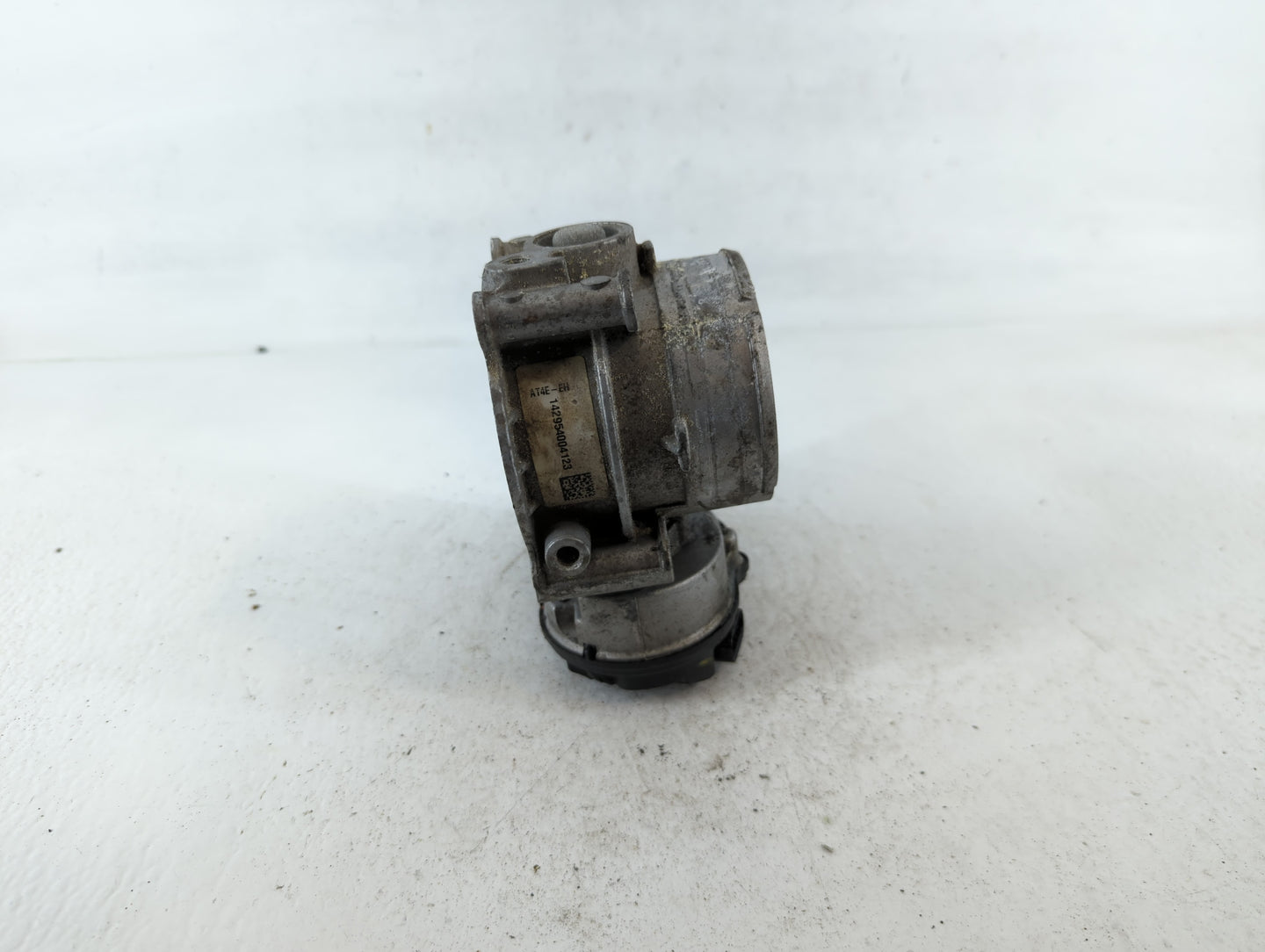 2011-2018 Lincoln Mkx Throttle Body P/N:AT4E-EH 142954004123 Fits Fits 2011 2012 2013 2014 2015 2016 2017 2018 2019 OEM Used