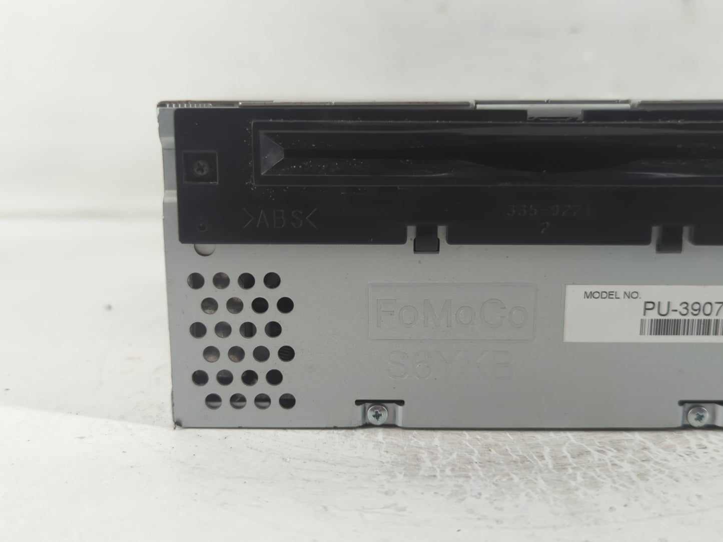 2014-2015 Lincoln Mkx Radio AM FM Cd Player Receiver Replacement P/N:PU-3907L-B A12879134 Fits Fits 2013 2014 2015 OEM Used 