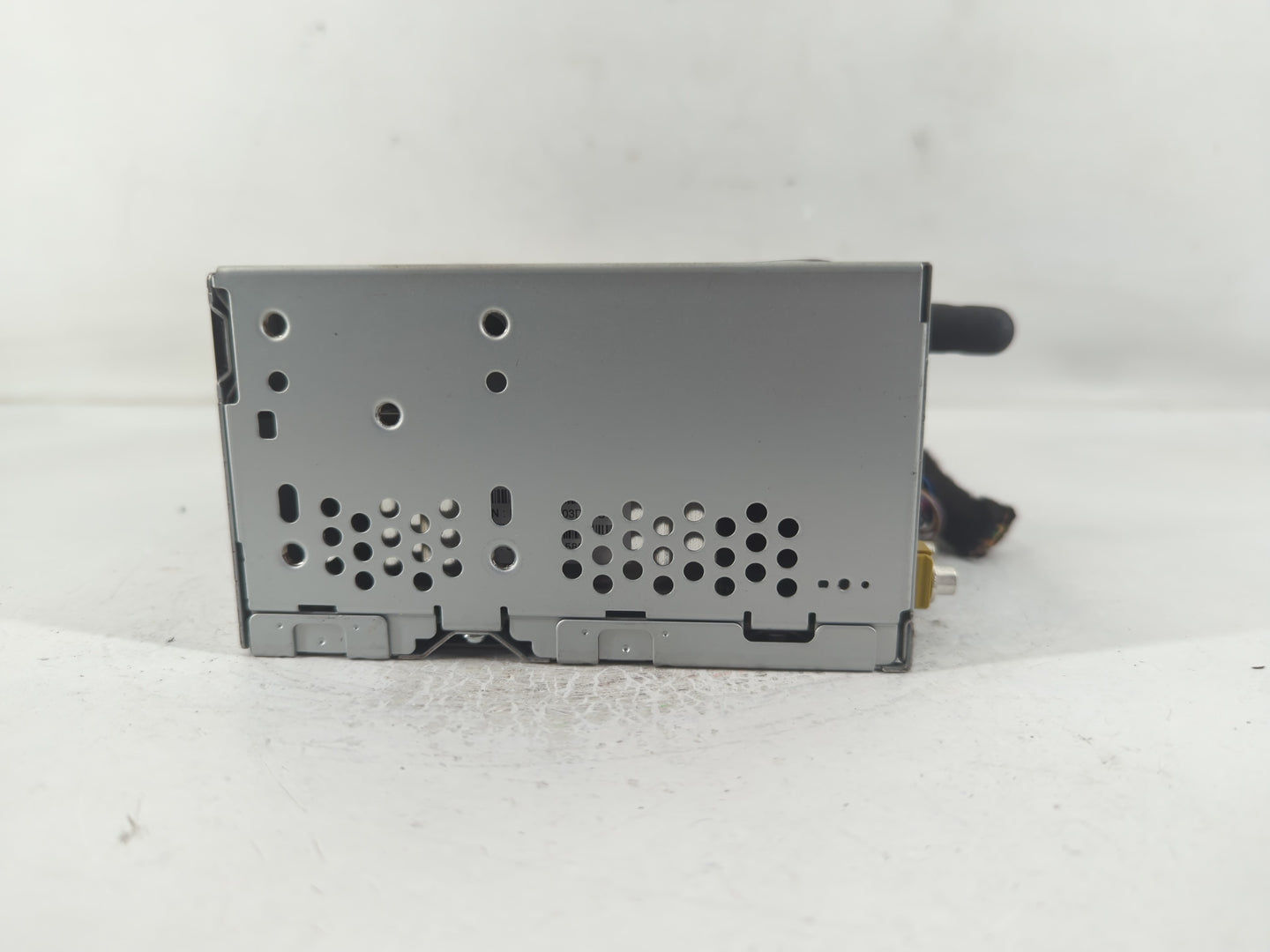 2014-2015 Lincoln Mkx Radio AM FM Cd Player Receiver Replacement P/N:PU-3907L-B A12879134 Fits Fits 2013 2014 2015 OEM Used 