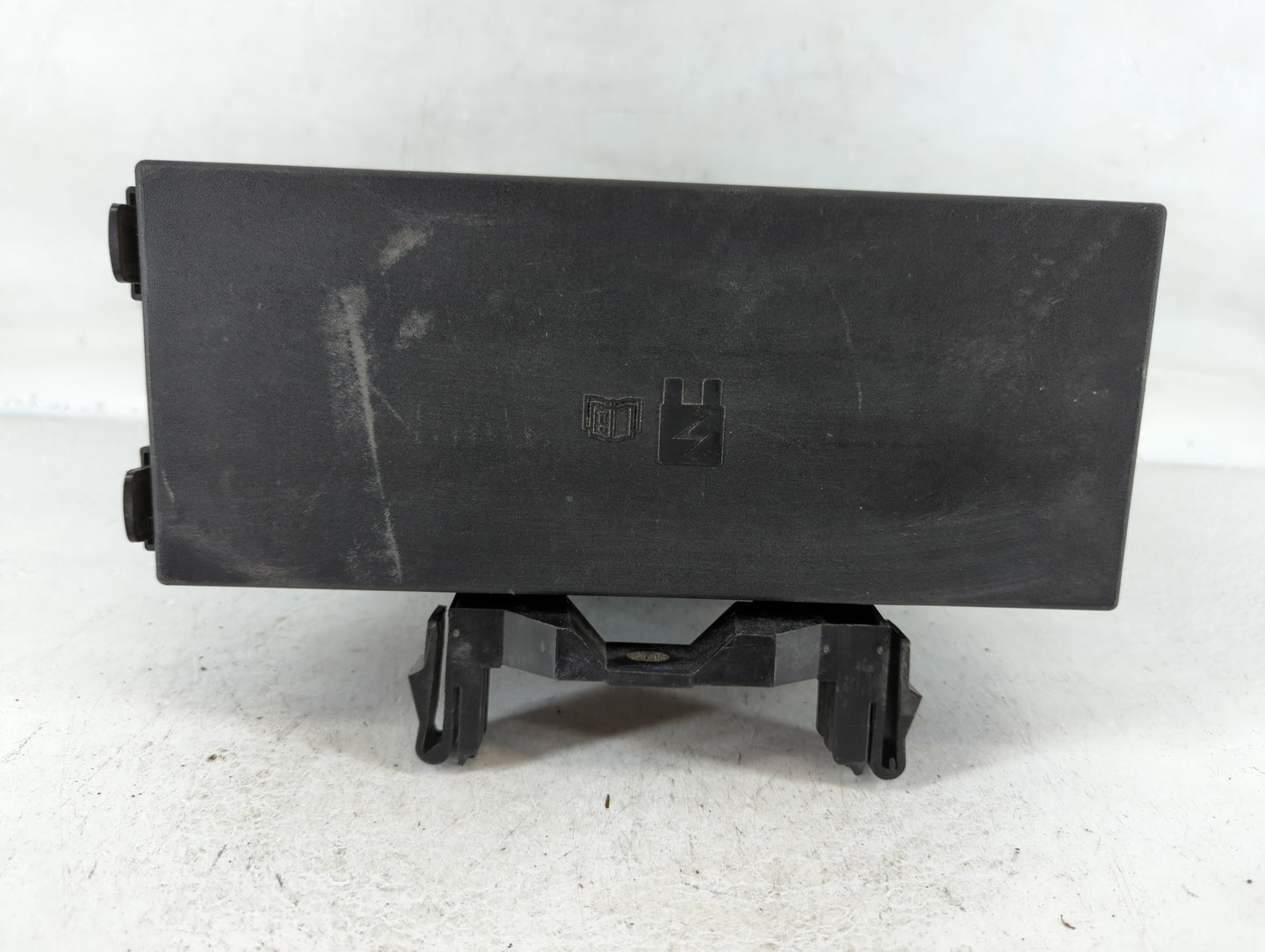 2012-2015 Lincoln Mkx Fusebox Fuse Box Panel Relay Module P/N:CA1T-14290-EK Fits Fits 2012 2013 2014 2015 OEM Used Auto Part