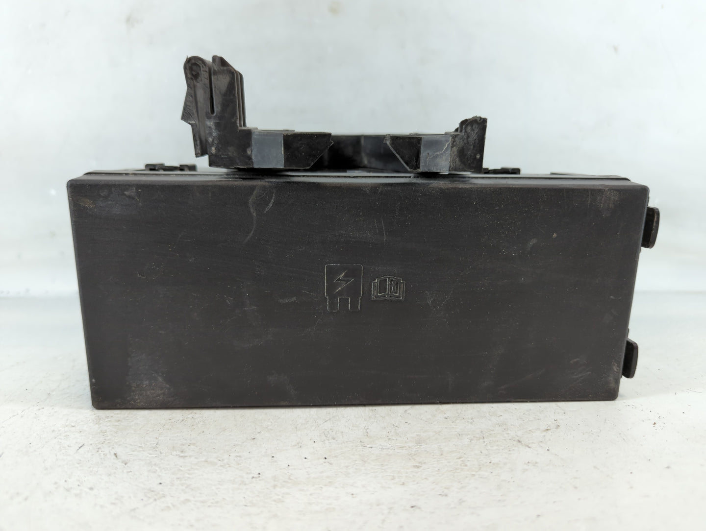 2012-2015 Lincoln Mkx Fusebox Fuse Box Panel Relay Module P/N:CA1T-14290-AK BT4T-14A003-AA Fits Fits 2012 2013 2014 2015 OEM