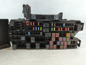 2012-2015 Lincoln Mkx Fusebox Fuse Box Panel Relay Module P/N:CA1T-14290-AK BT4T-14A003-AA Fits Fits 2012 2013 2014 2015 OEM Used Auto Parts