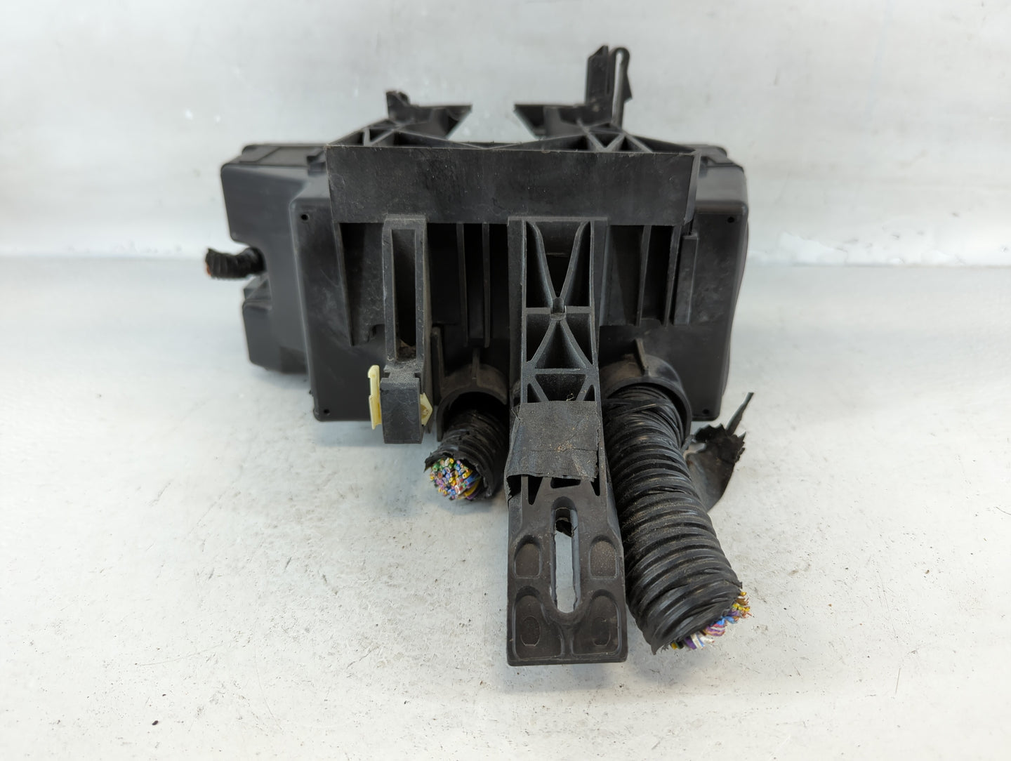 2012-2015 Lincoln Mkx Fusebox Fuse Box Panel Relay Module P/N:CA1T-14290-AK BT4T-14A003-AA Fits Fits 2012 2013 2014 2015 OEM