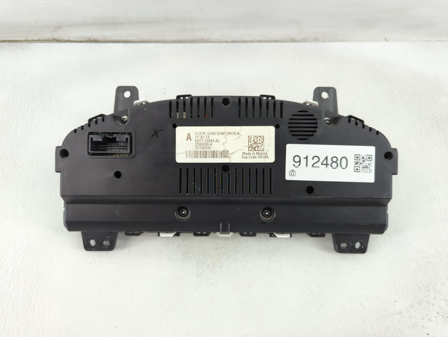 2014-2015 Lincoln Mkx Instrument Cluster Speedometer Gauges P/N:EA1T-10849-AJ Fits Fits 2014 2015 OEM Used Auto Parts - Oemu