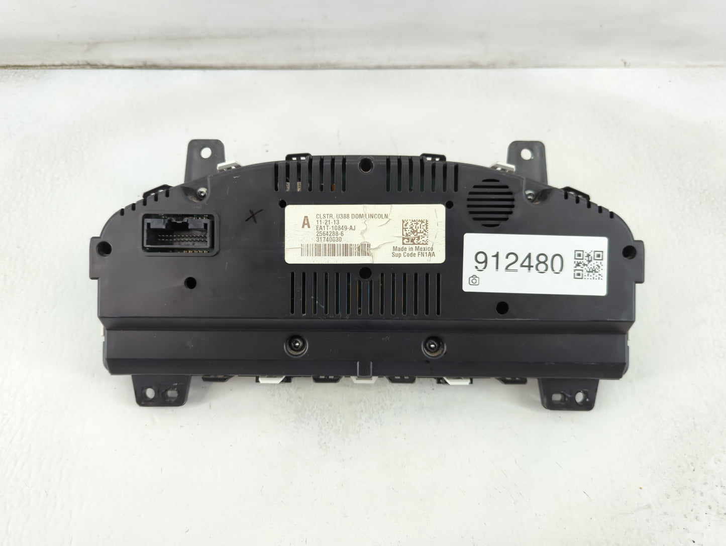 2014-2015 Lincoln Mkx Instrument Cluster Speedometer Gauges P/N:EA1T-10849-AJ Fits Fits 2014 2015 OEM Used Auto Parts - Oemu
