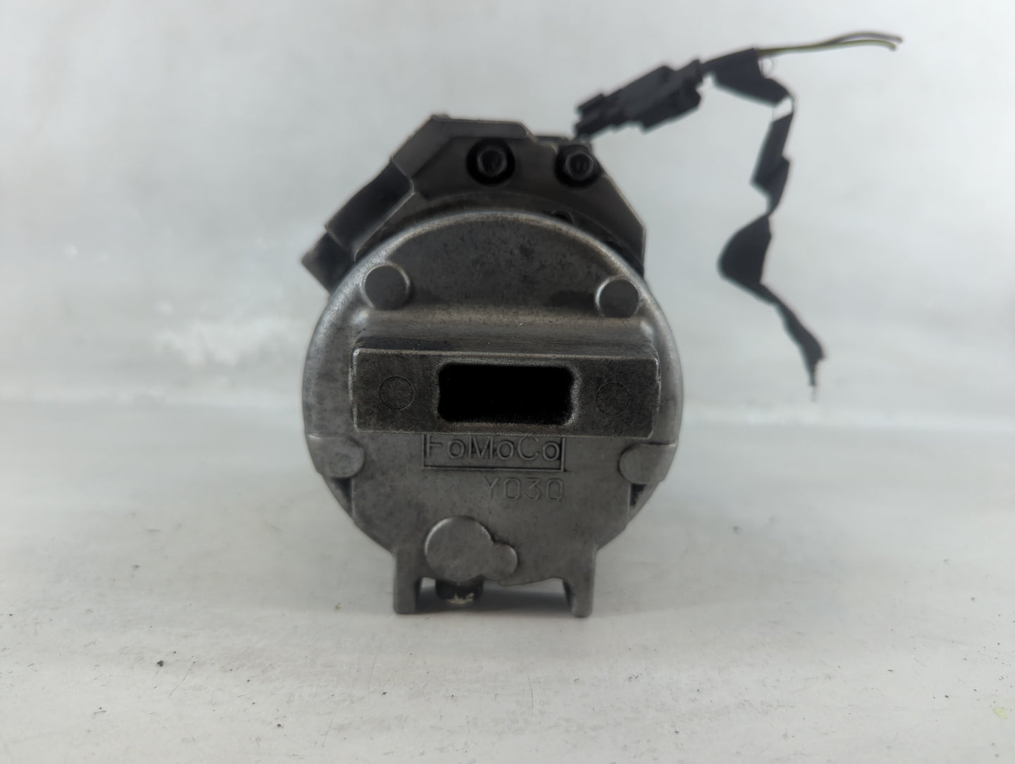 2011-2015 Lincoln Mkx Air Conditioning A/c Ac Compressor Oem - Oemusedautoparts1.com