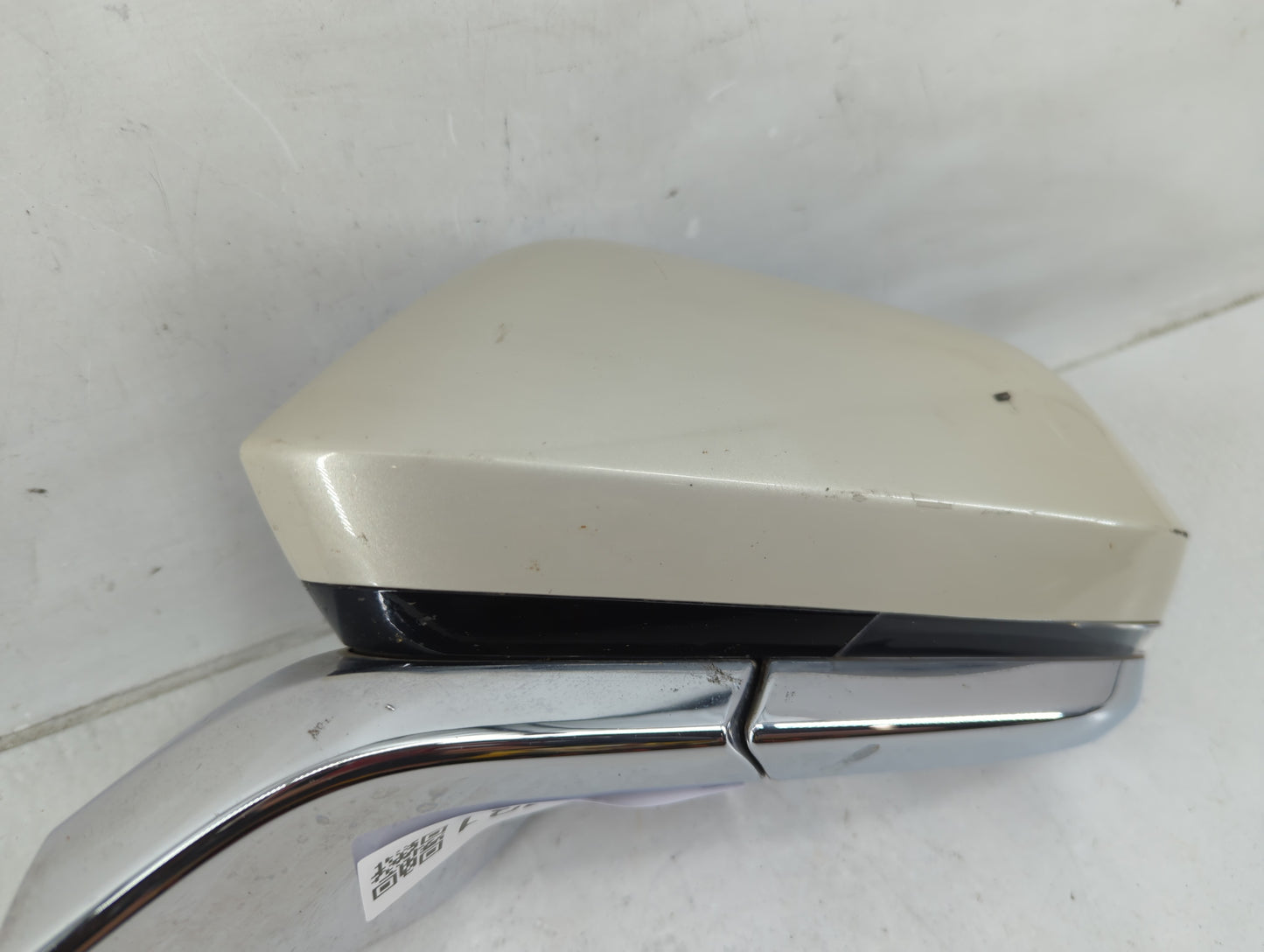 2015 Lincoln Mkz Driver Side View Mirror - Left Door Mirror OEM Used - Oemusedautoparts1.com