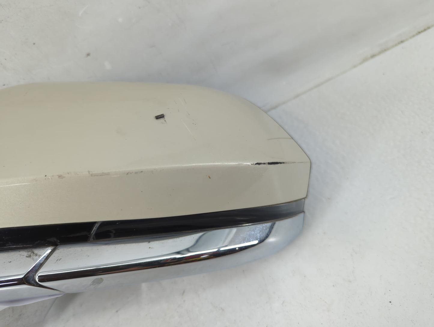 2015 Lincoln Mkz Driver Side View Mirror - Left Door Mirror OEM Used - Oemusedautoparts1.com