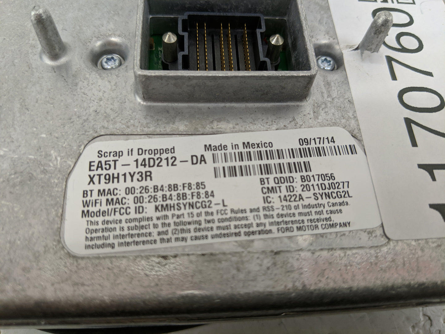 Lincoln Mkz Am Fm Cd Player Radio Receiver 1170760 - Oemusedautoparts1.com