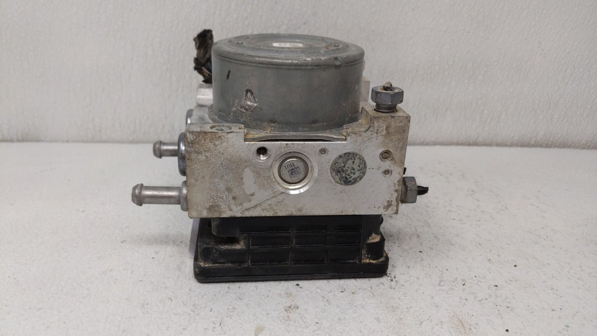 2014-2016 Lincoln Mkz Anti-Lock Brake ABS Pump Module Actuator OEM P/N:FG98-2C555-AC Fits Fits 2014 2015 2016 OEM Used Auto 