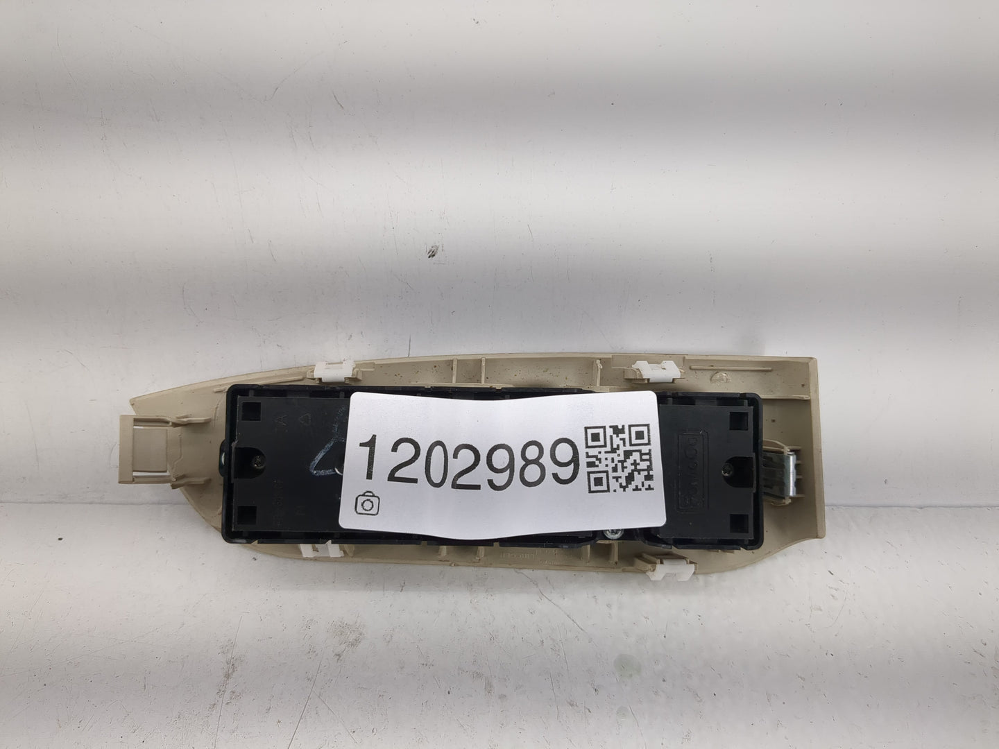 2015 Lincoln Mkz Master Power Window Switch Replacement Driver Side Left P/N:DP5L-14540-BCW Fits OEM Used Auto Parts - Oemus