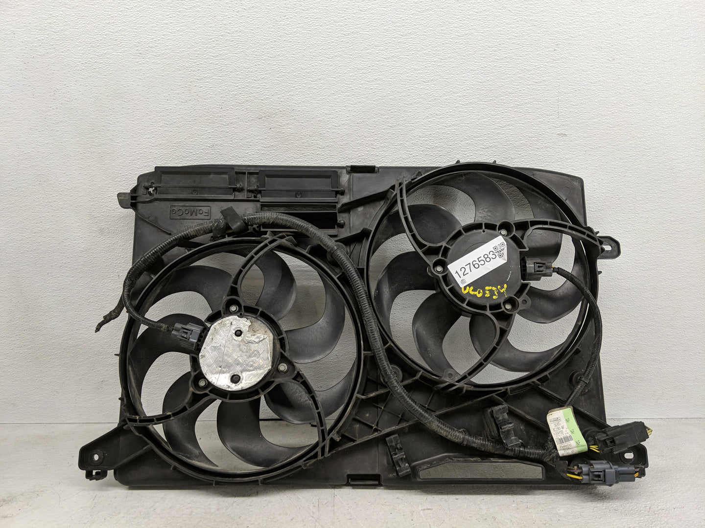 2013-2016 Lincoln Mkz Electric Radiator Cooling Fan Motor Assembly P/N:DG93-8C607-CC Fits Fits 2013 2014 2015 2016 OEM Used 