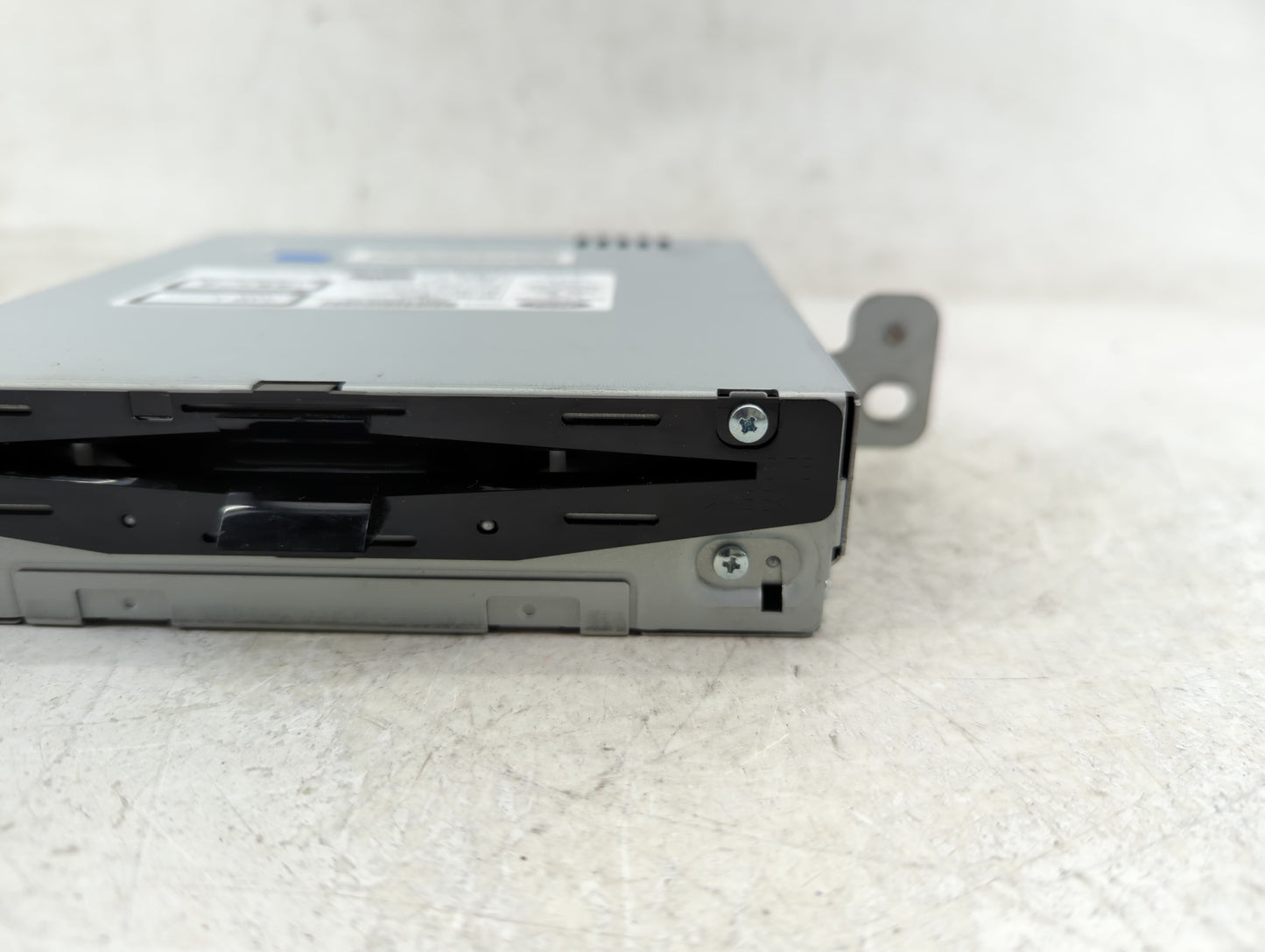 2013-2014 Lincoln Mkz Radio AM FM Cd Player Receiver Replacement P/N:FP5T-18C830-AC Fits Fits 2013 2014 OEM Used Auto Parts 