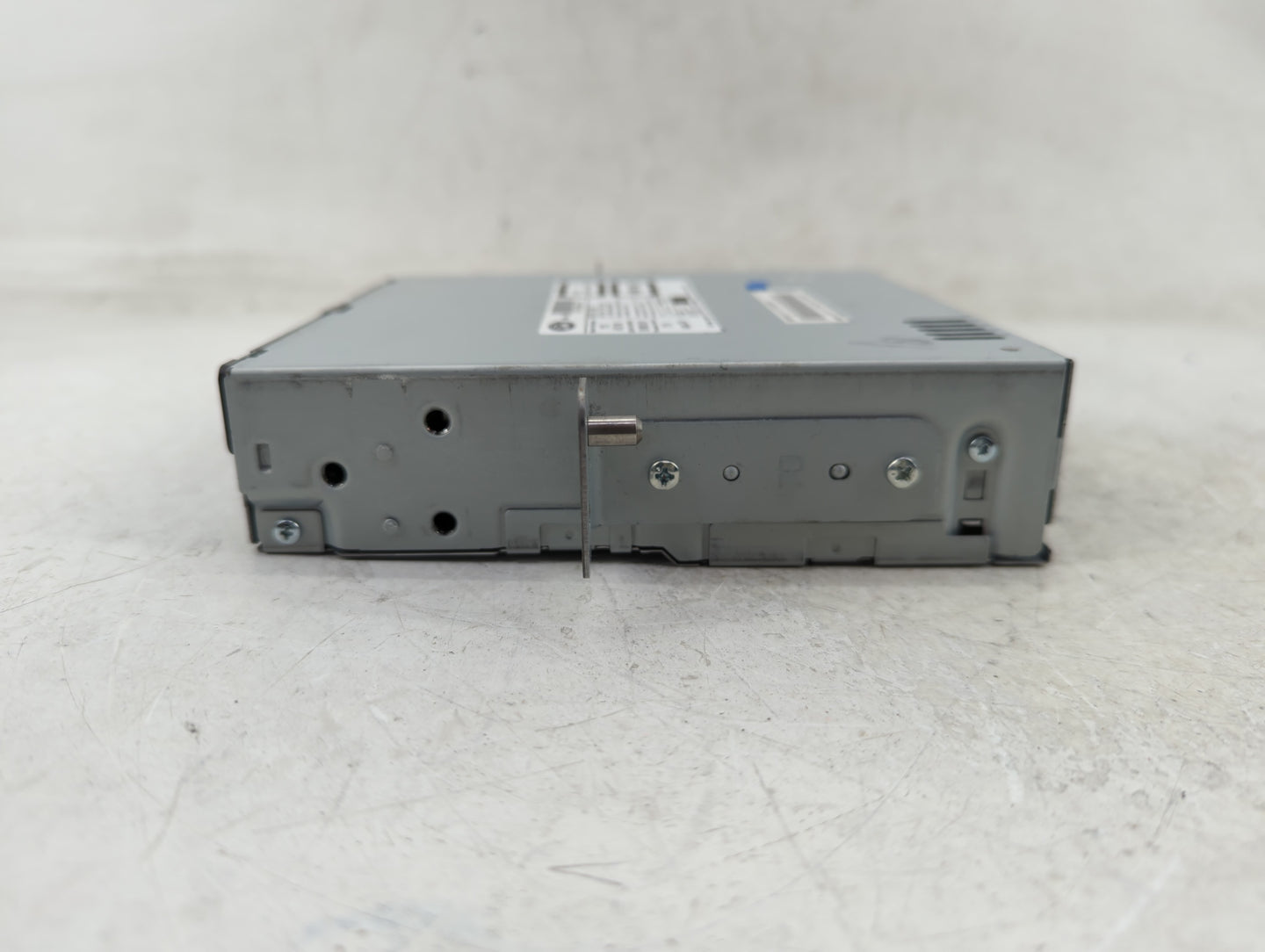 2013-2014 Lincoln Mkz Radio AM FM Cd Player Receiver Replacement P/N:FP5T-18C830-AC Fits Fits 2013 2014 OEM Used Auto Parts 