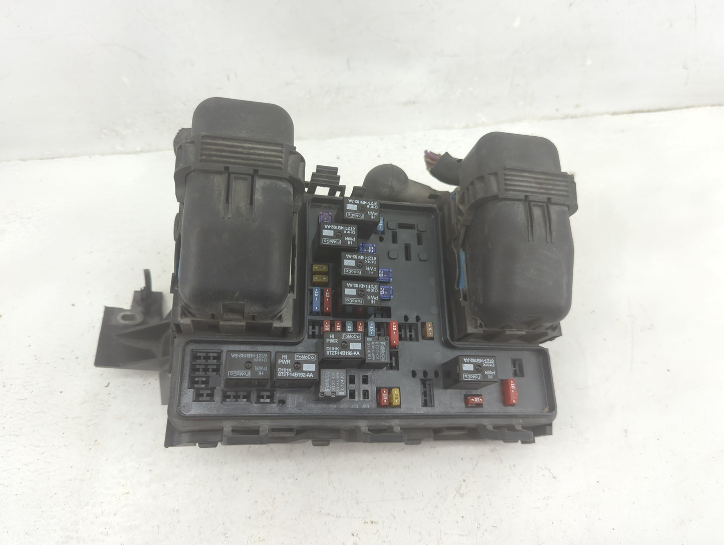 2015-2016 Lincoln Mkz Fusebox Fuse Box Panel Relay Module P/N:DG9T14A075AA Fits Fits 2015 2016 OEM Used Auto Parts - Oemused