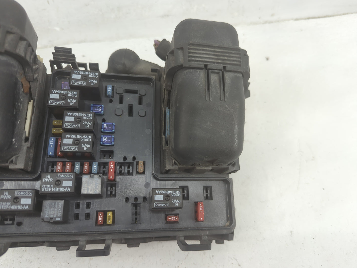 2015-2016 Lincoln Mkz Fusebox Fuse Box Panel Relay Module P/N:DG9T14A075AA Fits Fits 2015 2016 OEM Used Auto Parts - Oemused