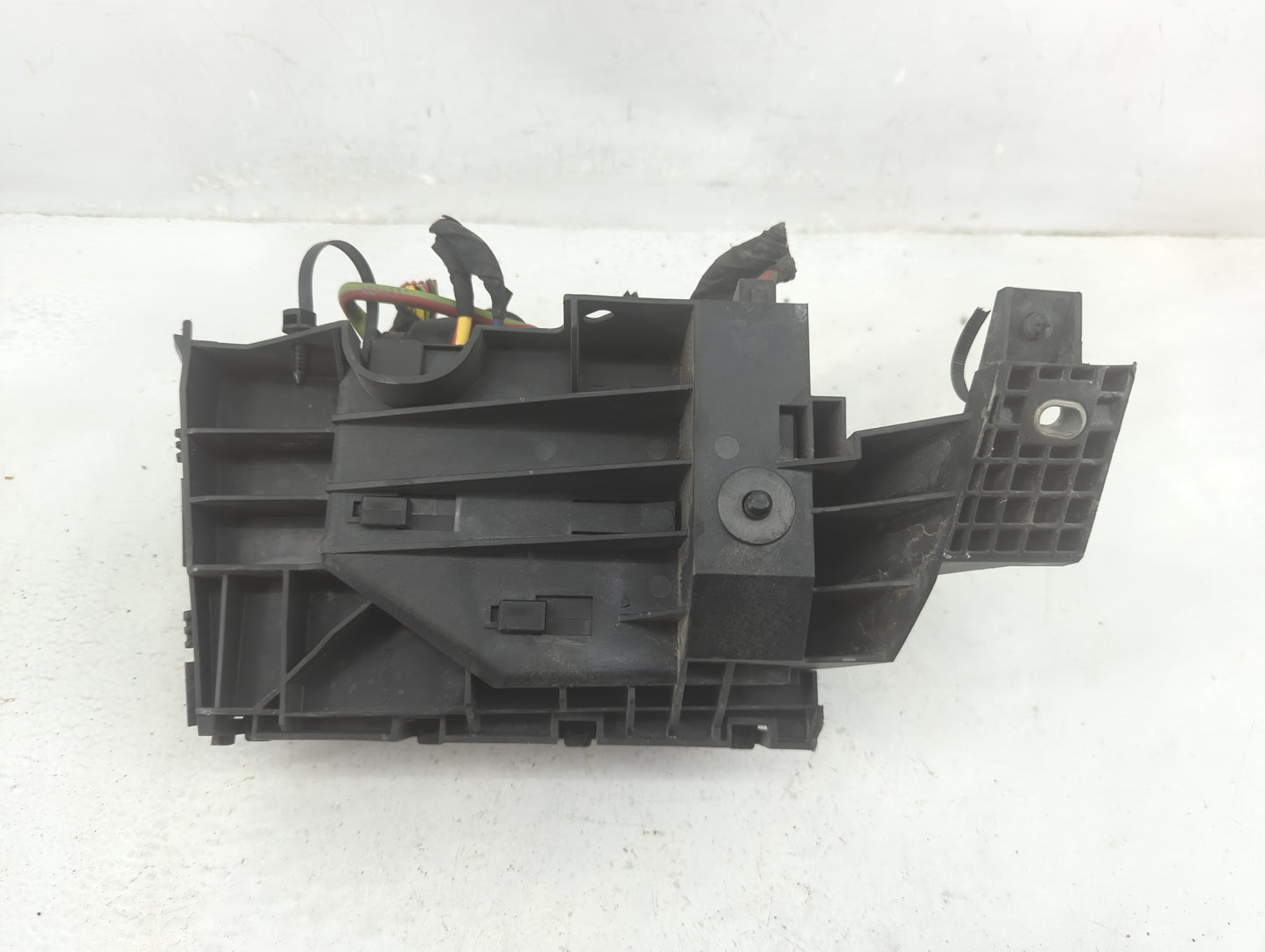 2015-2016 Lincoln Mkz Fusebox Fuse Box Panel Relay Module P/N:DG9T14A075AA Fits Fits 2015 2016 OEM Used Auto Parts - Oemused