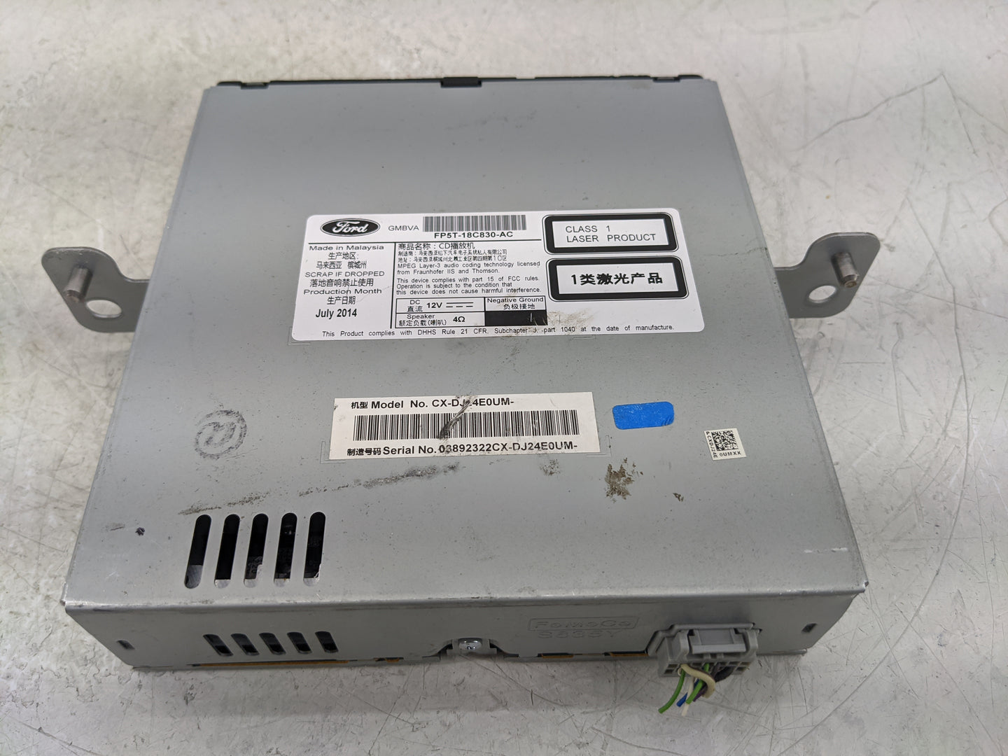 2015 Lincoln Mkz Radio AM FM Cd Player Receiver Replacement P/N:FP5T-18C830-AC Fits OEM Used Auto Parts - Oemusedautoparts1.