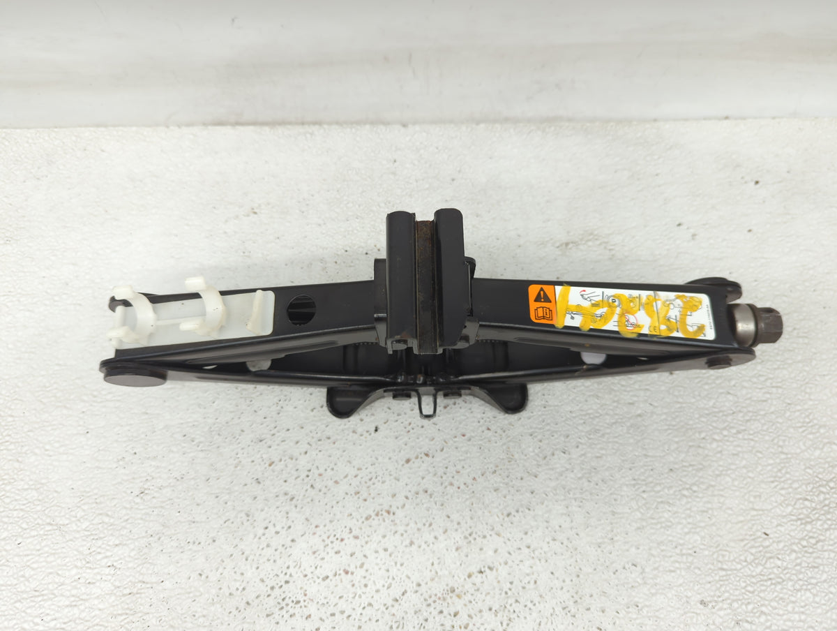 2015 Lincoln Mkz Spare Scissor Car Jack - Oemusedautoparts1.com
