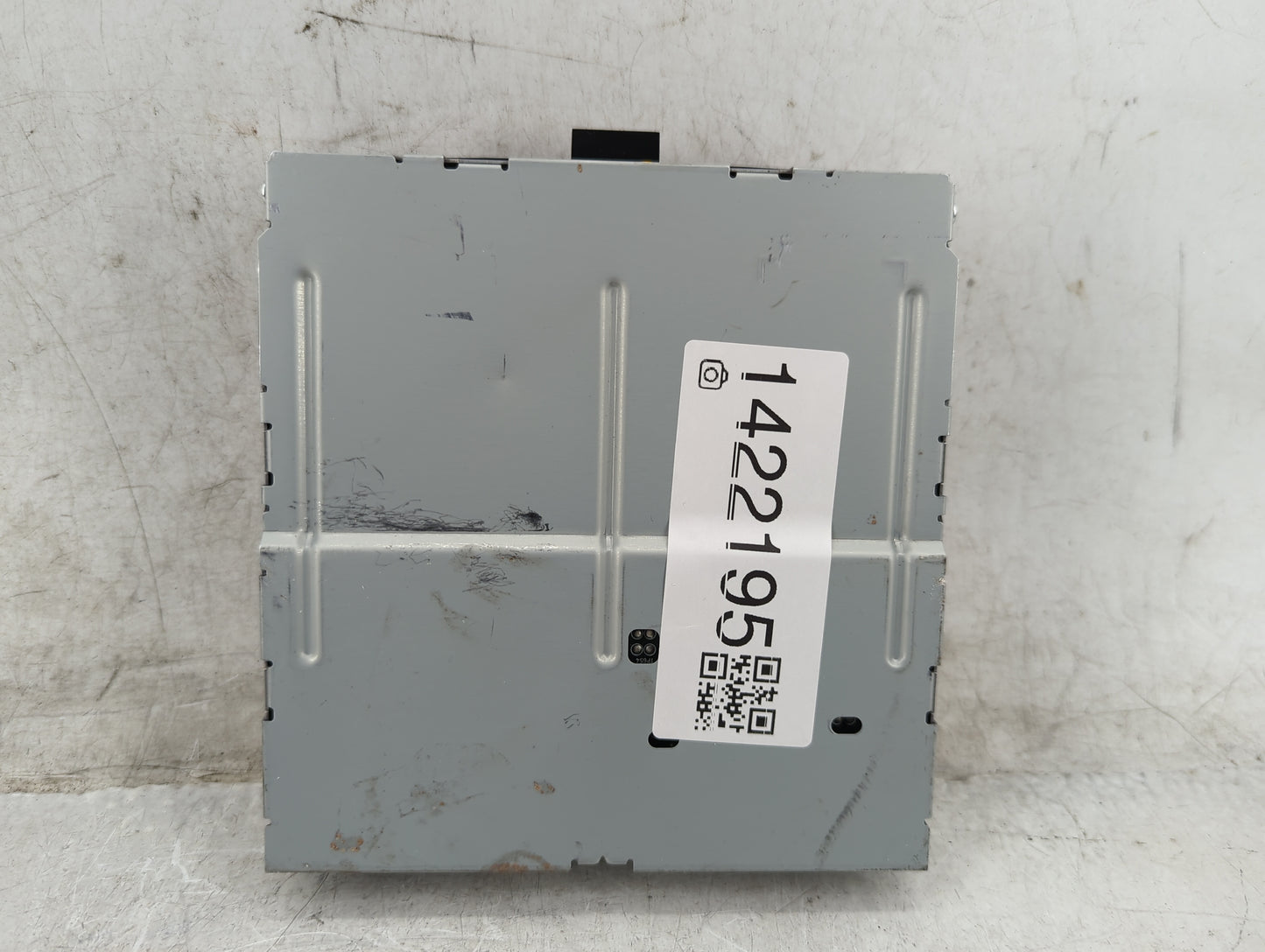 2015-2016 Lincoln Mkz Radio AM FM Cd Player Receiver Replacement P/N:FP5T-18C830-AC Fits Fits 2015 2016 OEM Used Auto Parts 