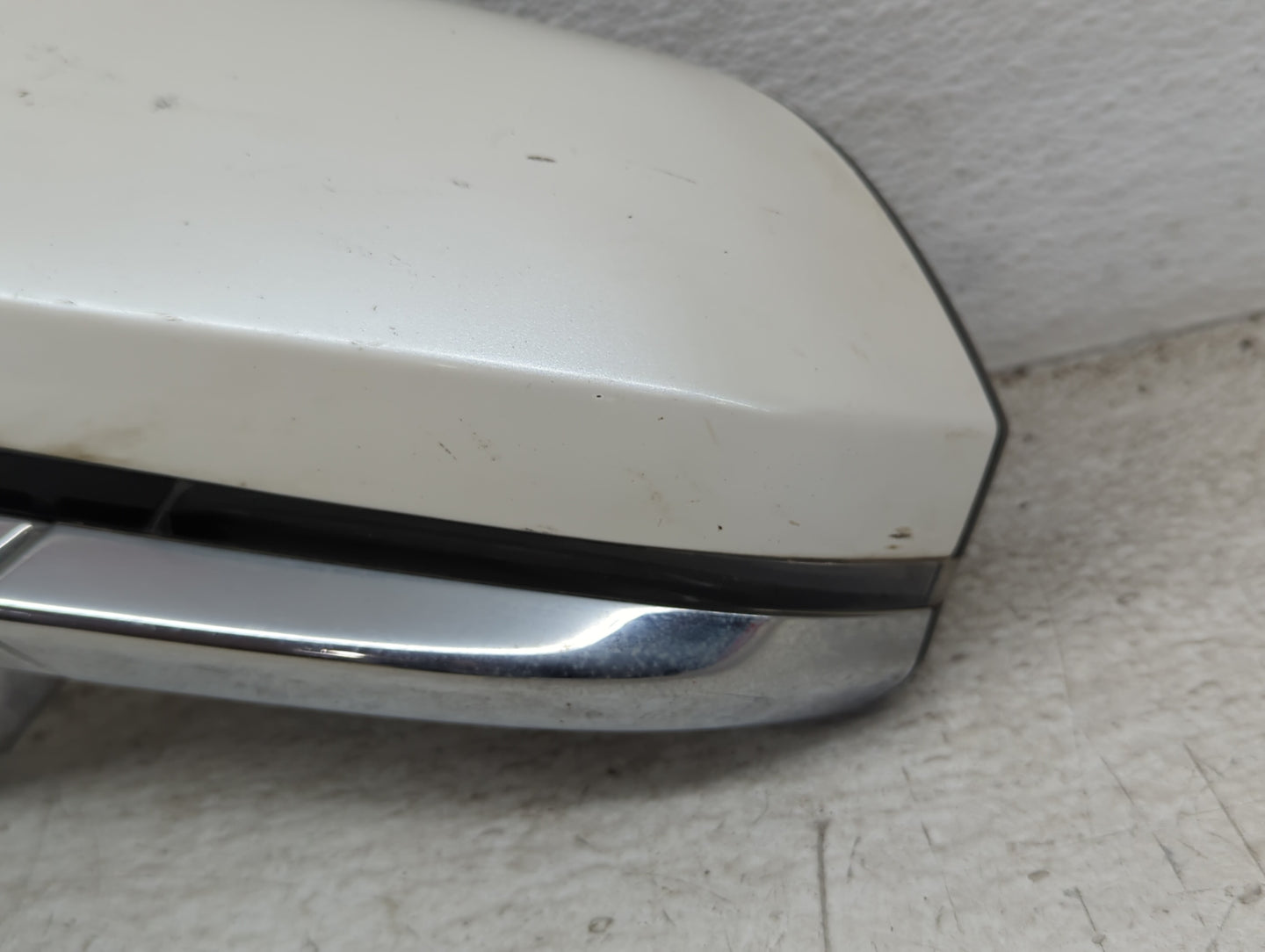 2015 Lincoln Mkz Driver Side View Mirror - Left Door Mirror OEM Used - Oemusedautoparts1.com