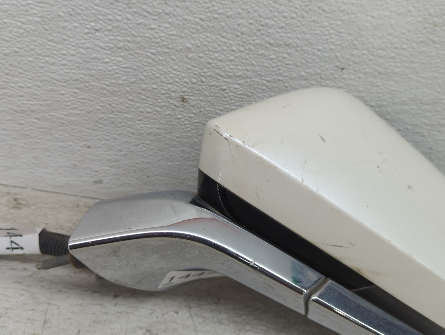 2015 Lincoln Mkz Driver Side View Mirror - Left Door Mirror OEM Used - Oemusedautoparts1.com